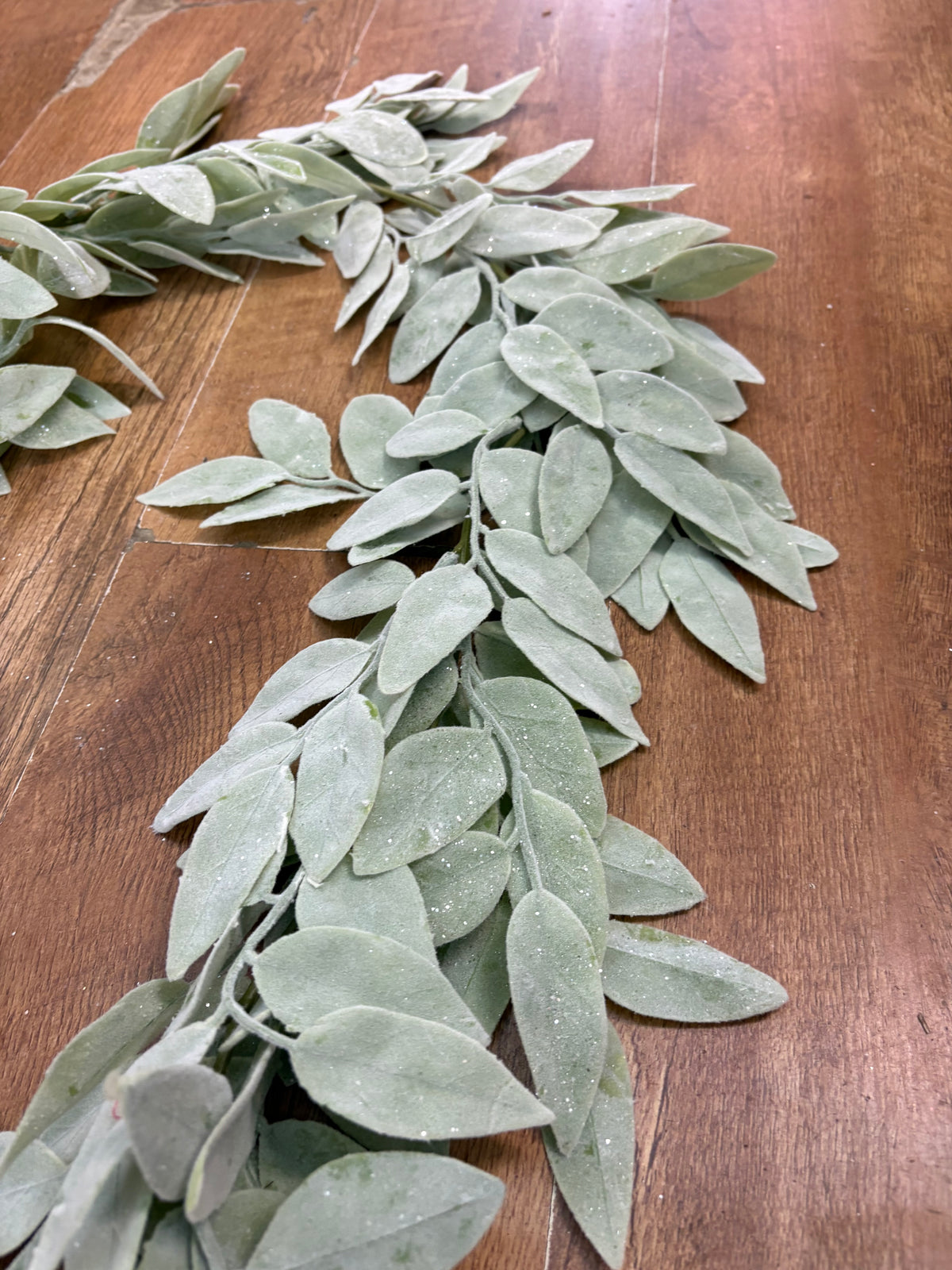 180cm flocked and slightly sparkled sage leaf garland