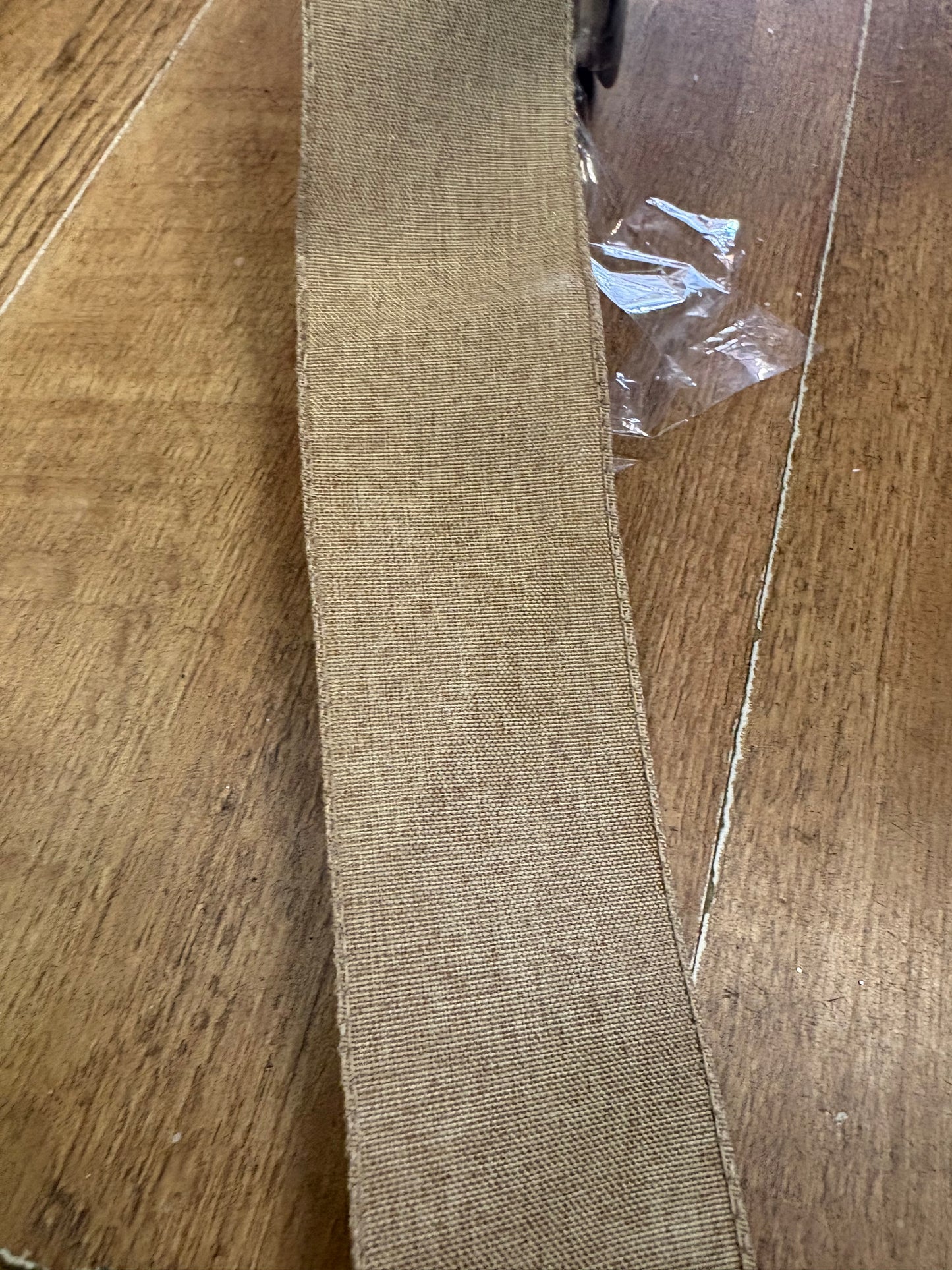 2.7m wired natural linen ribbon
