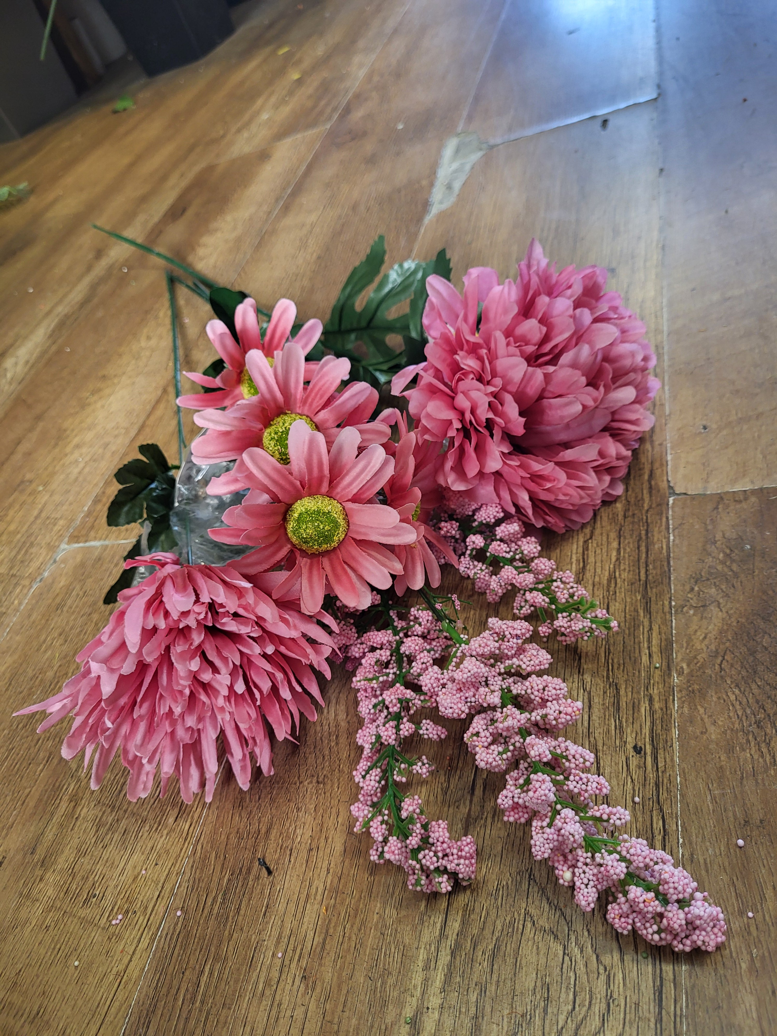 Long stem pink bundle - 4 mixed stems image 1