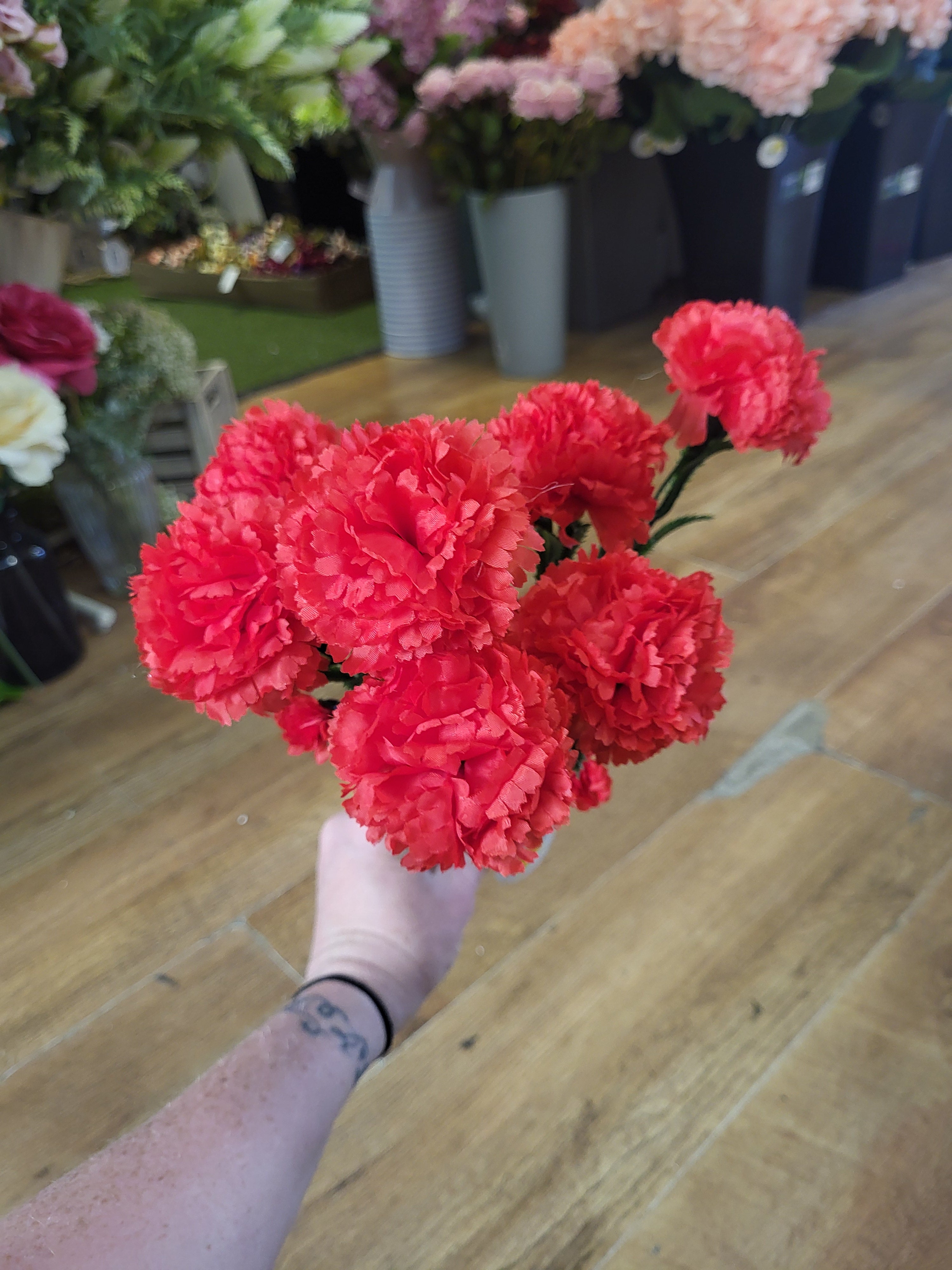 Big bunch of red carnations  image 3