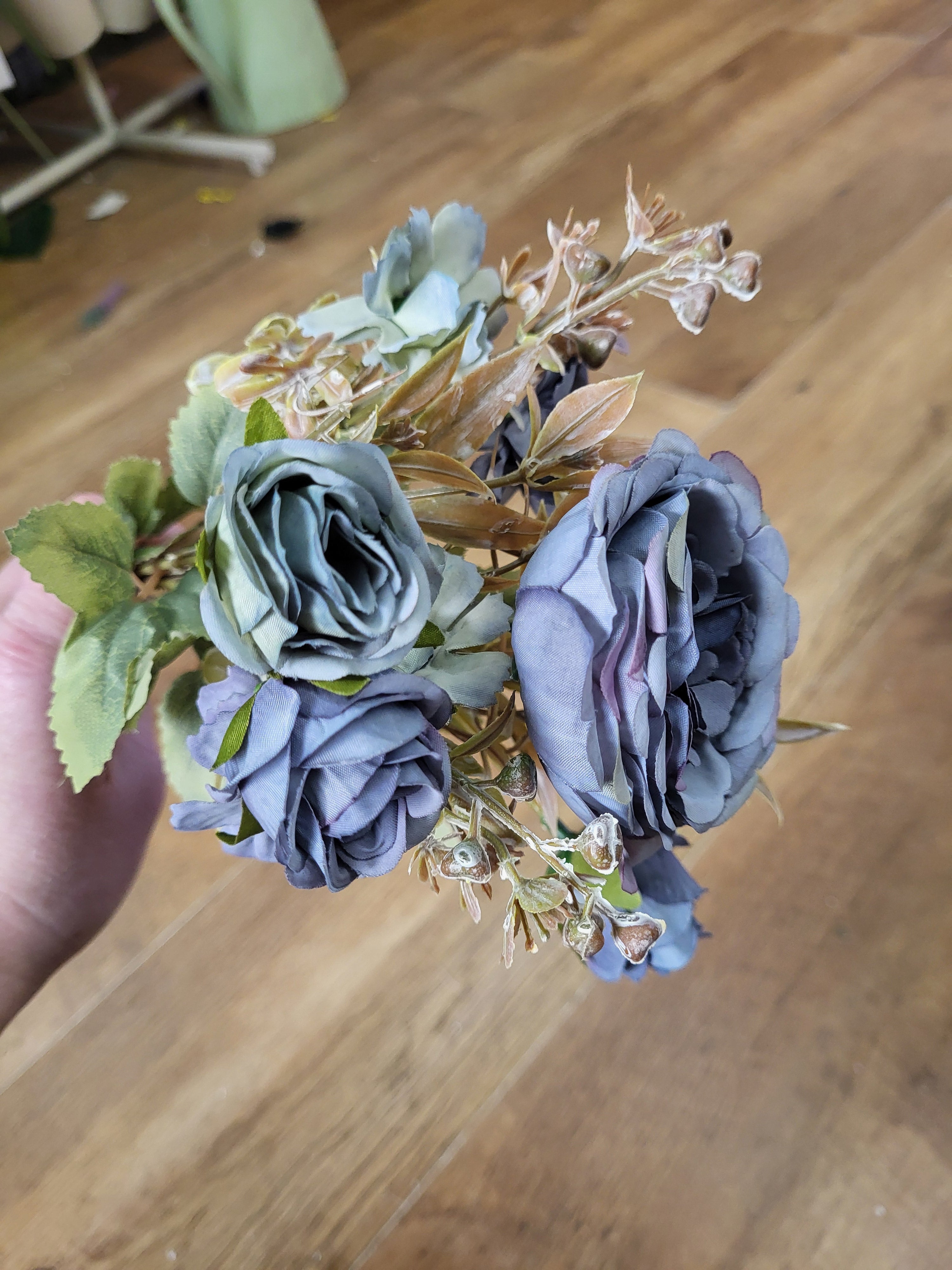 Small blue Elsa Bunch image 5