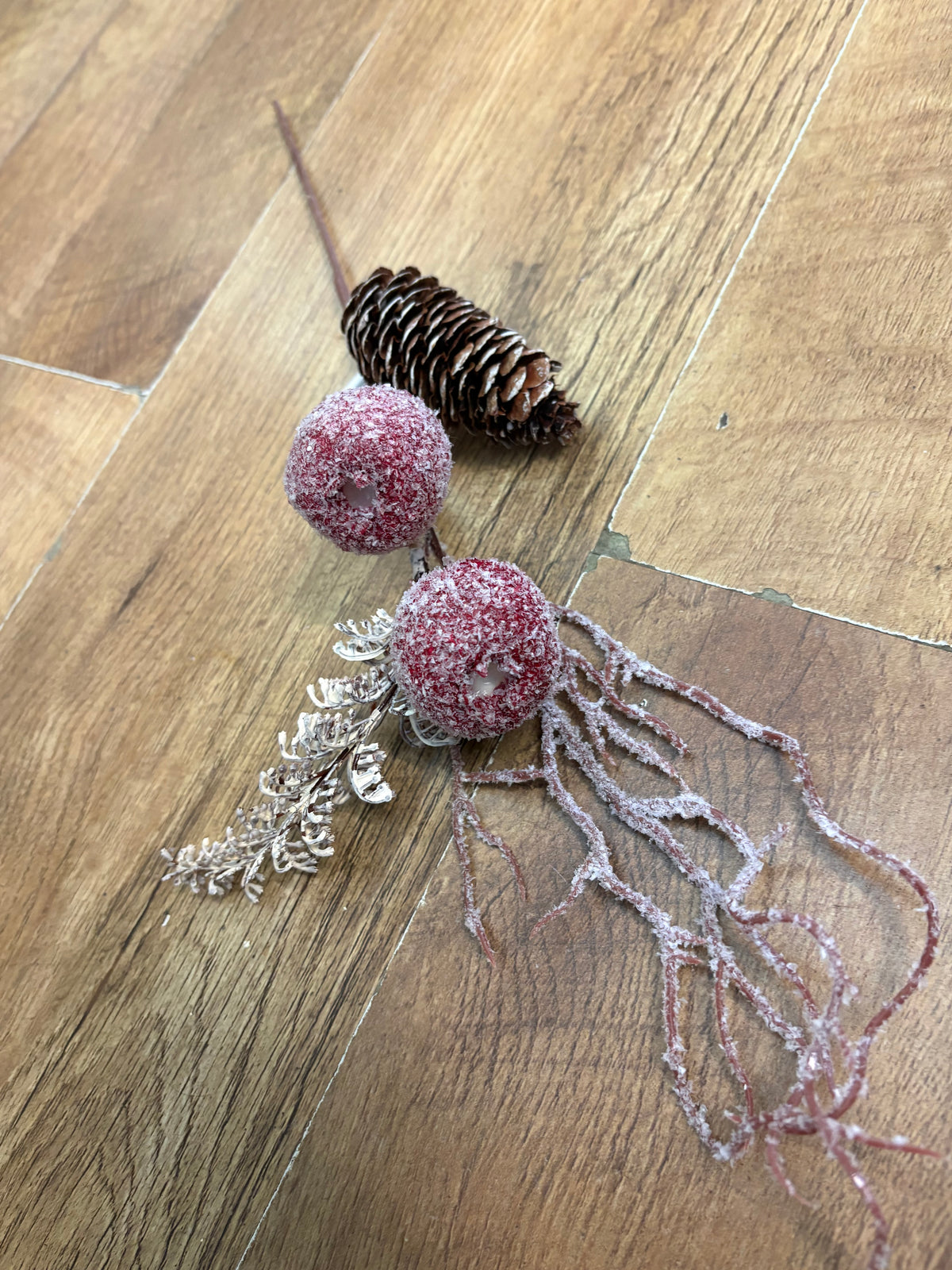 40cm frosted fruits and cone pick