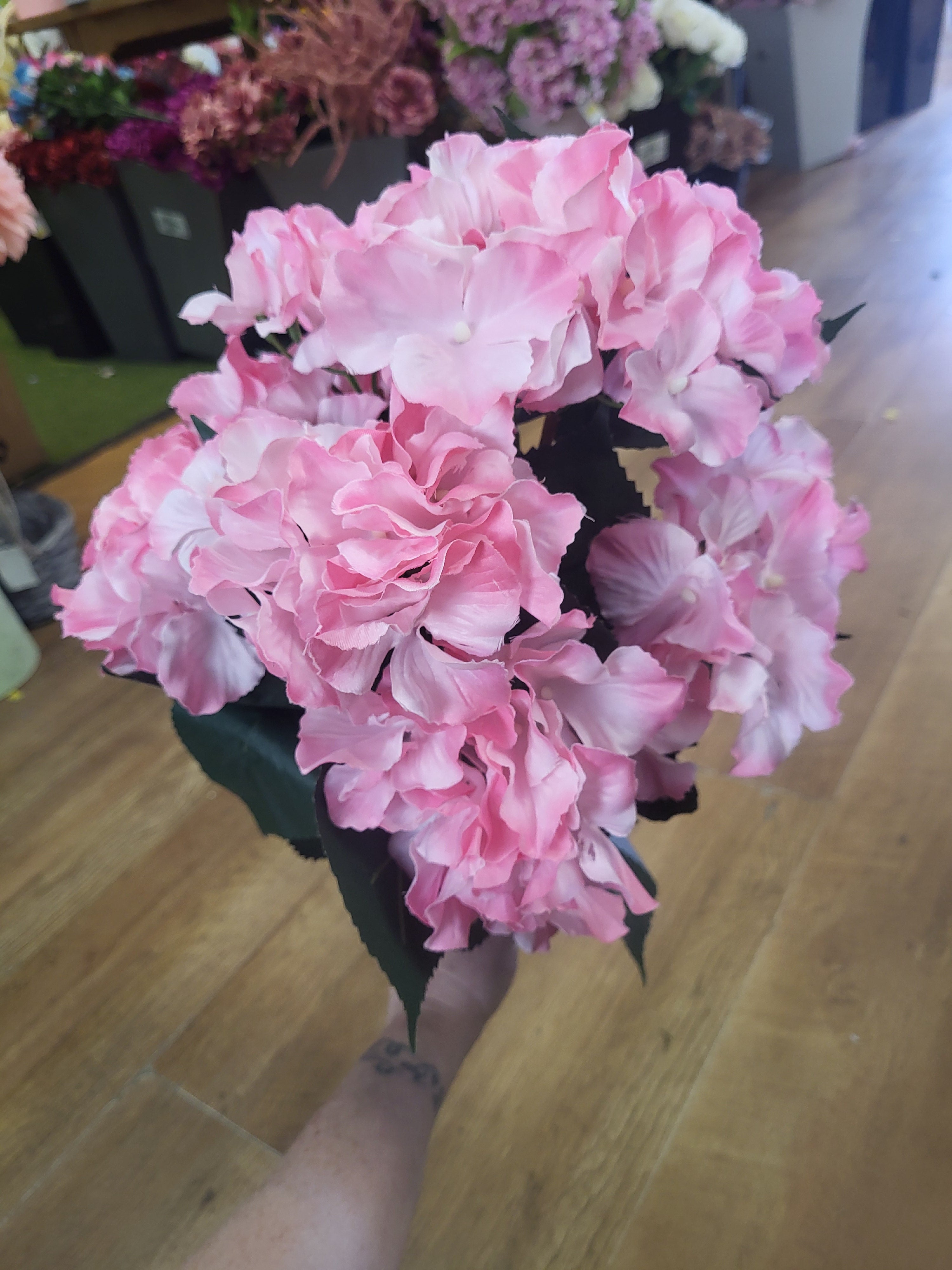 Large pink hydrangea bunch image 1