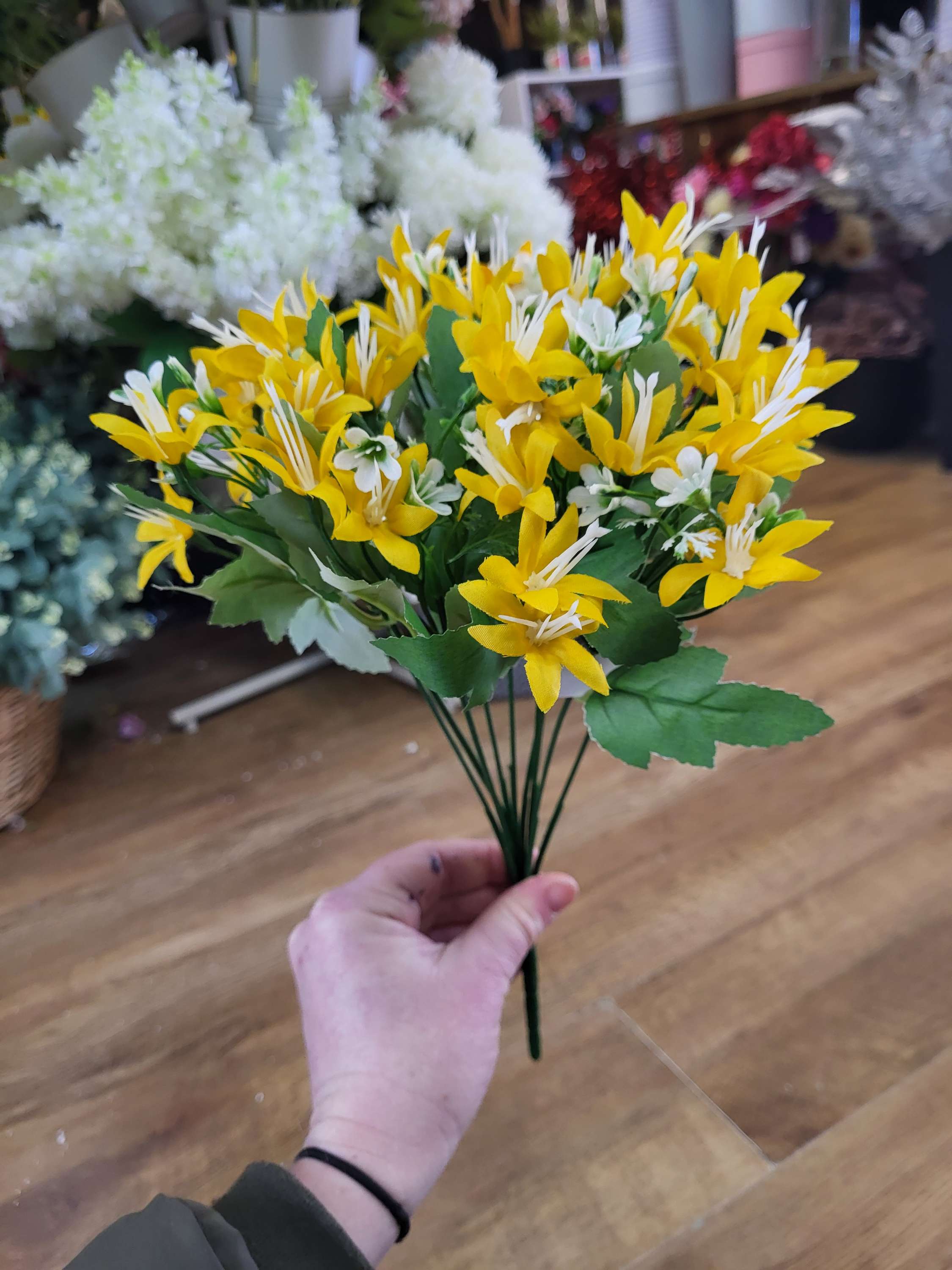 Large star blossom bunch - 4 colours available image 12