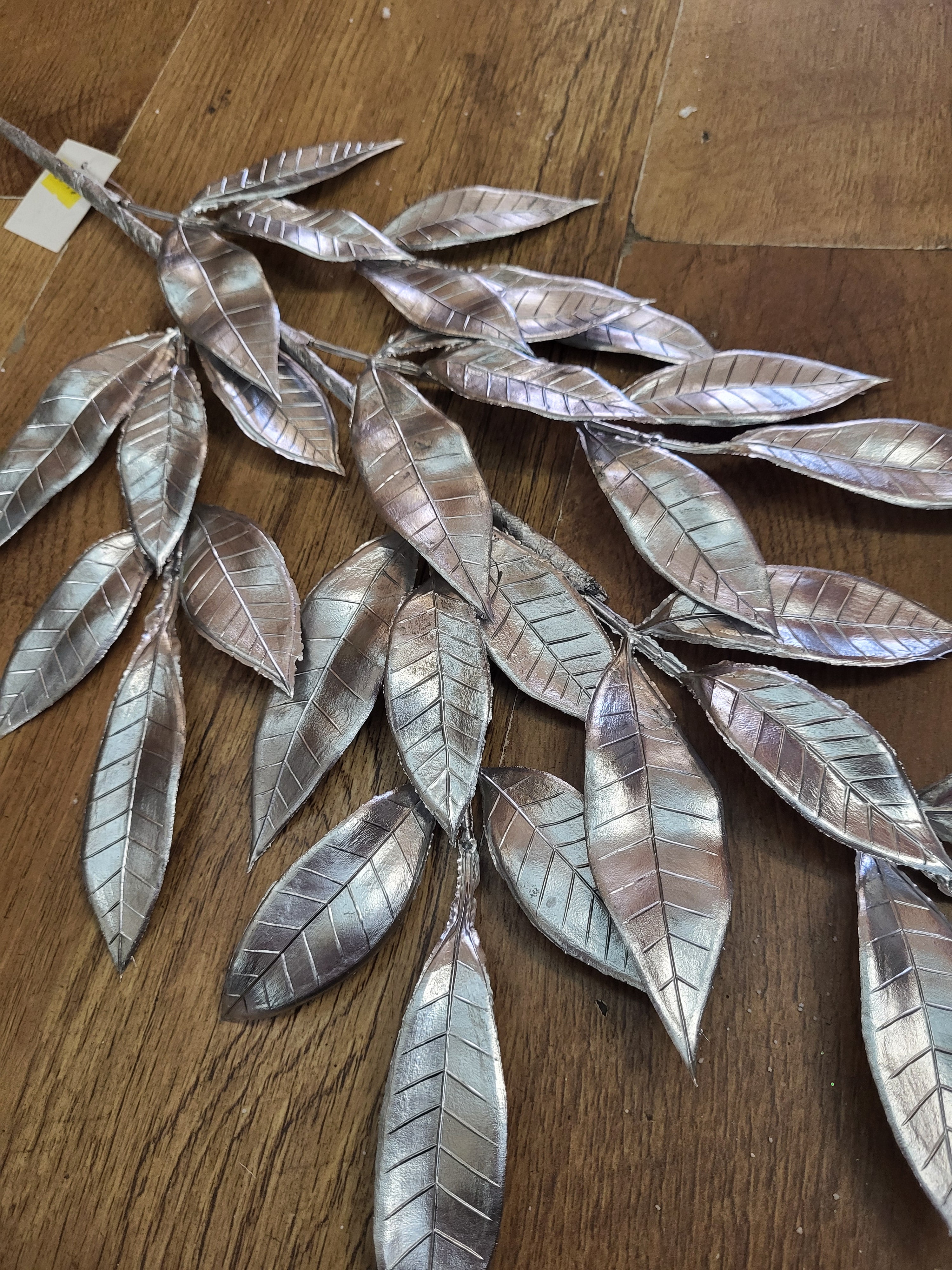 66cm tall Silver Chrome Laurel spray image 1