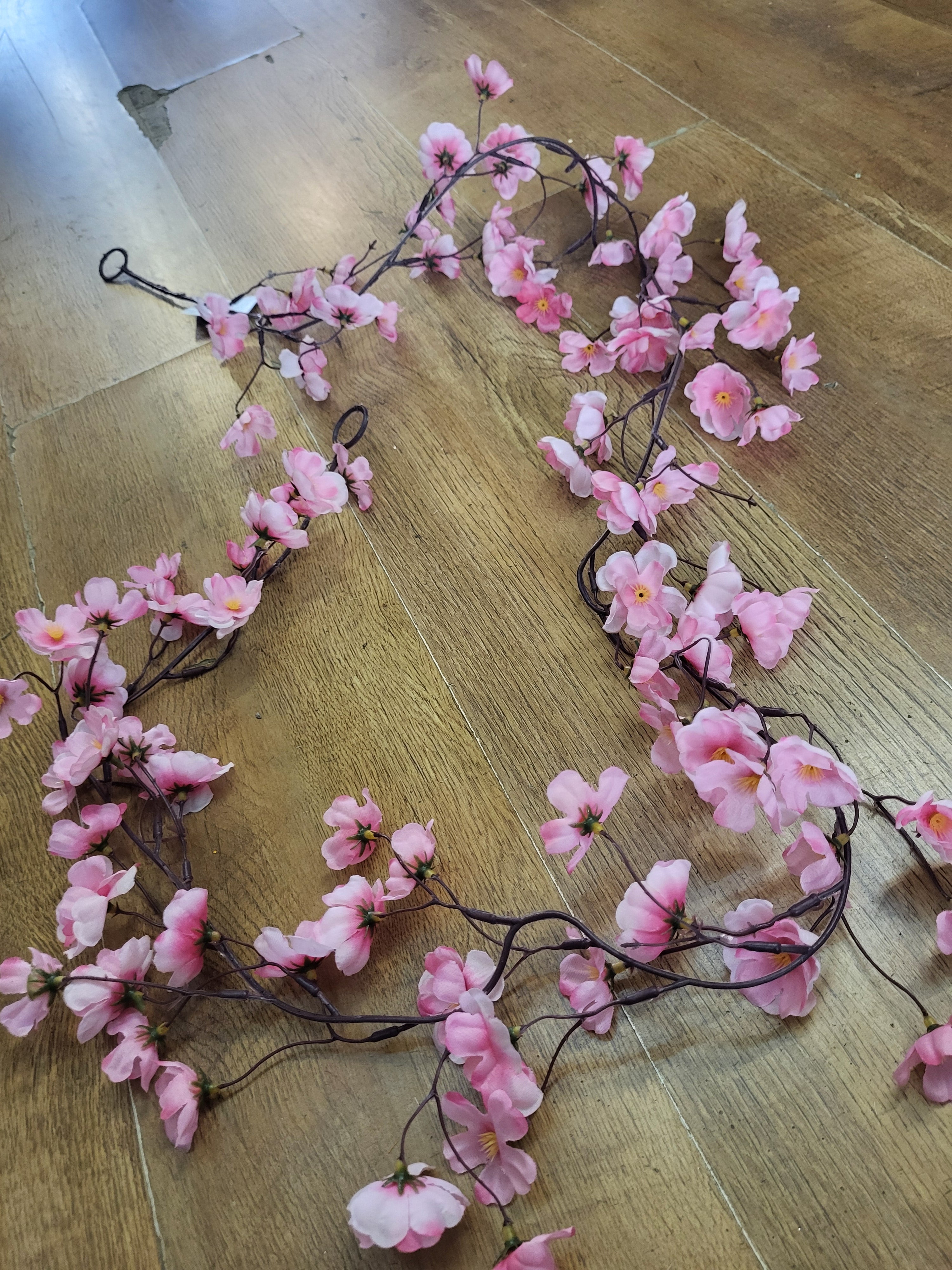 Pink cherry blossom garland  image 2