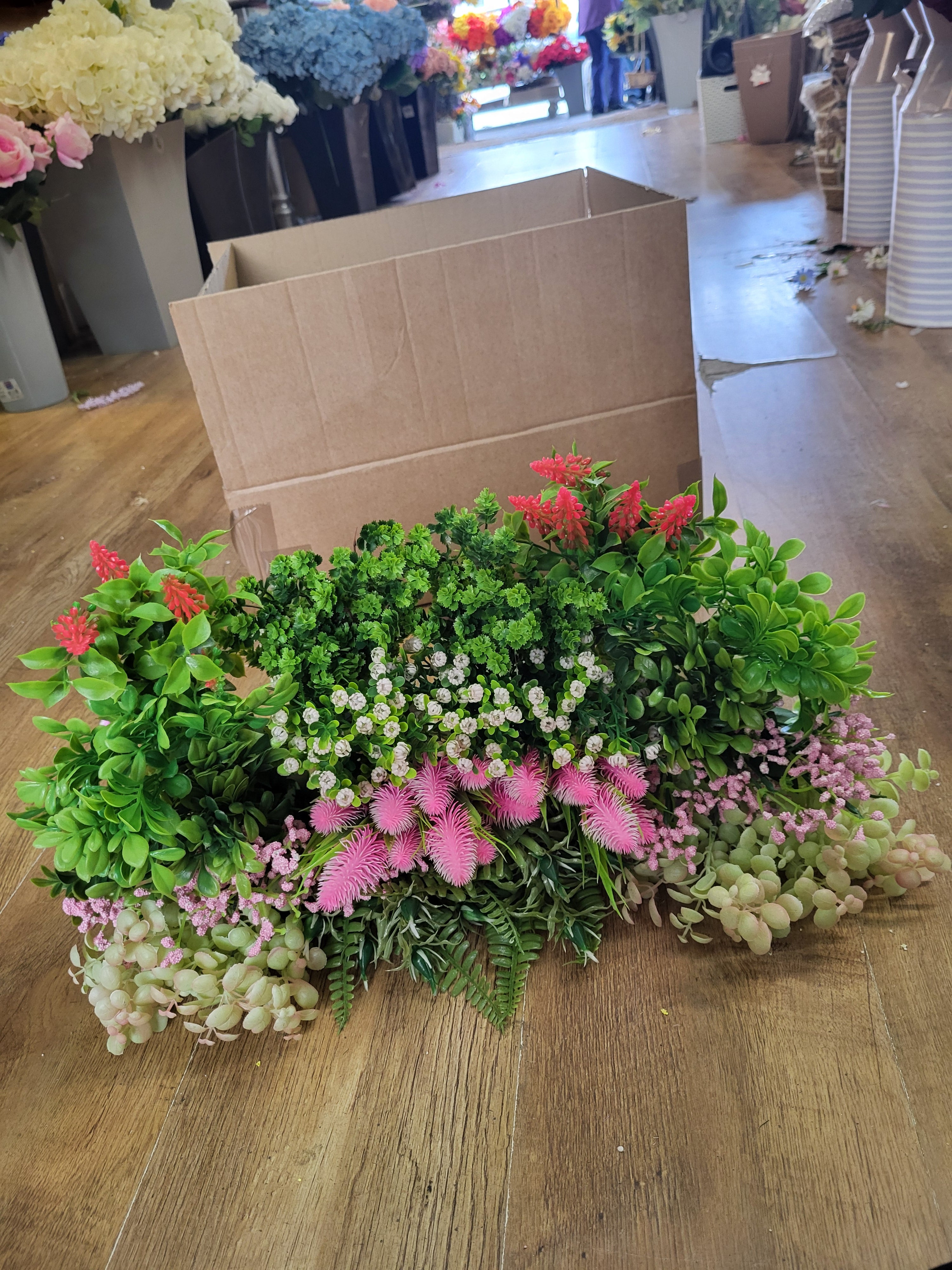 Greenery 6 - 20 mixed bunches image 0