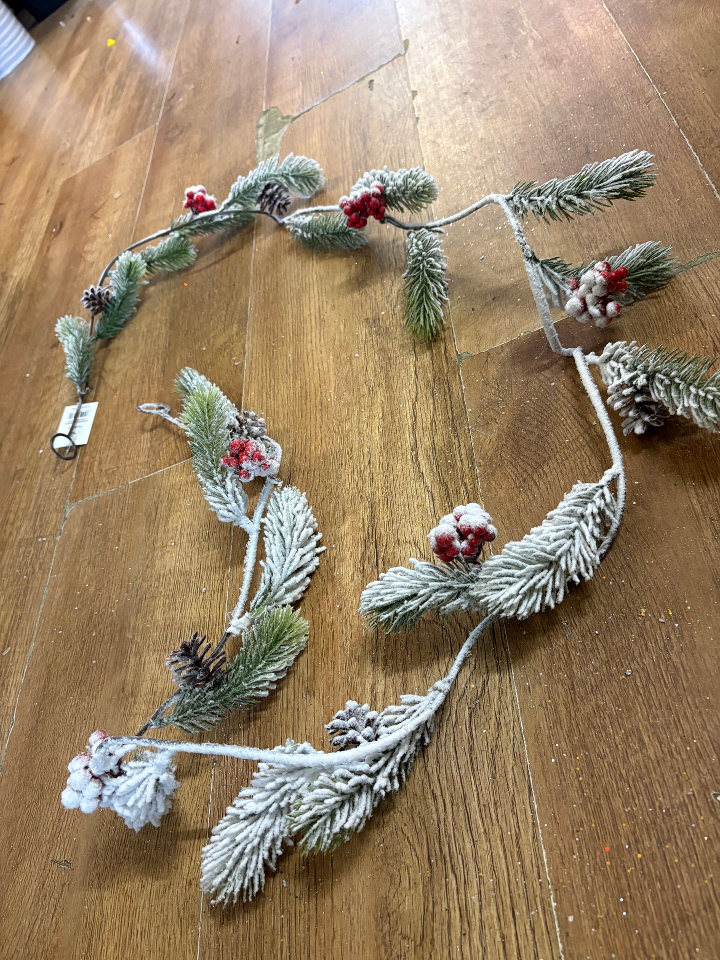180cm snowy spruce with berries and cones garland