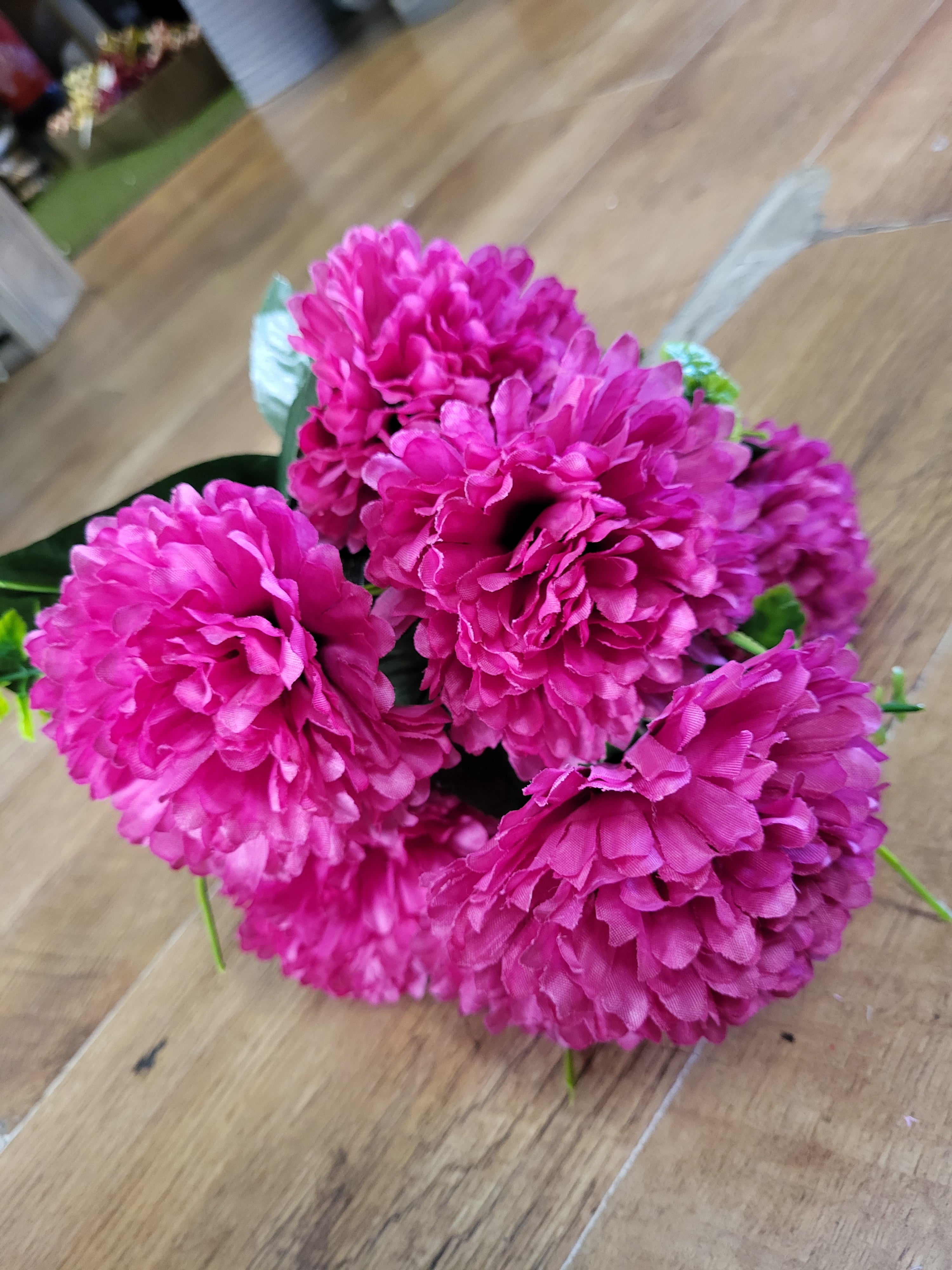 Large carnation bunch - 3 colours available image 8