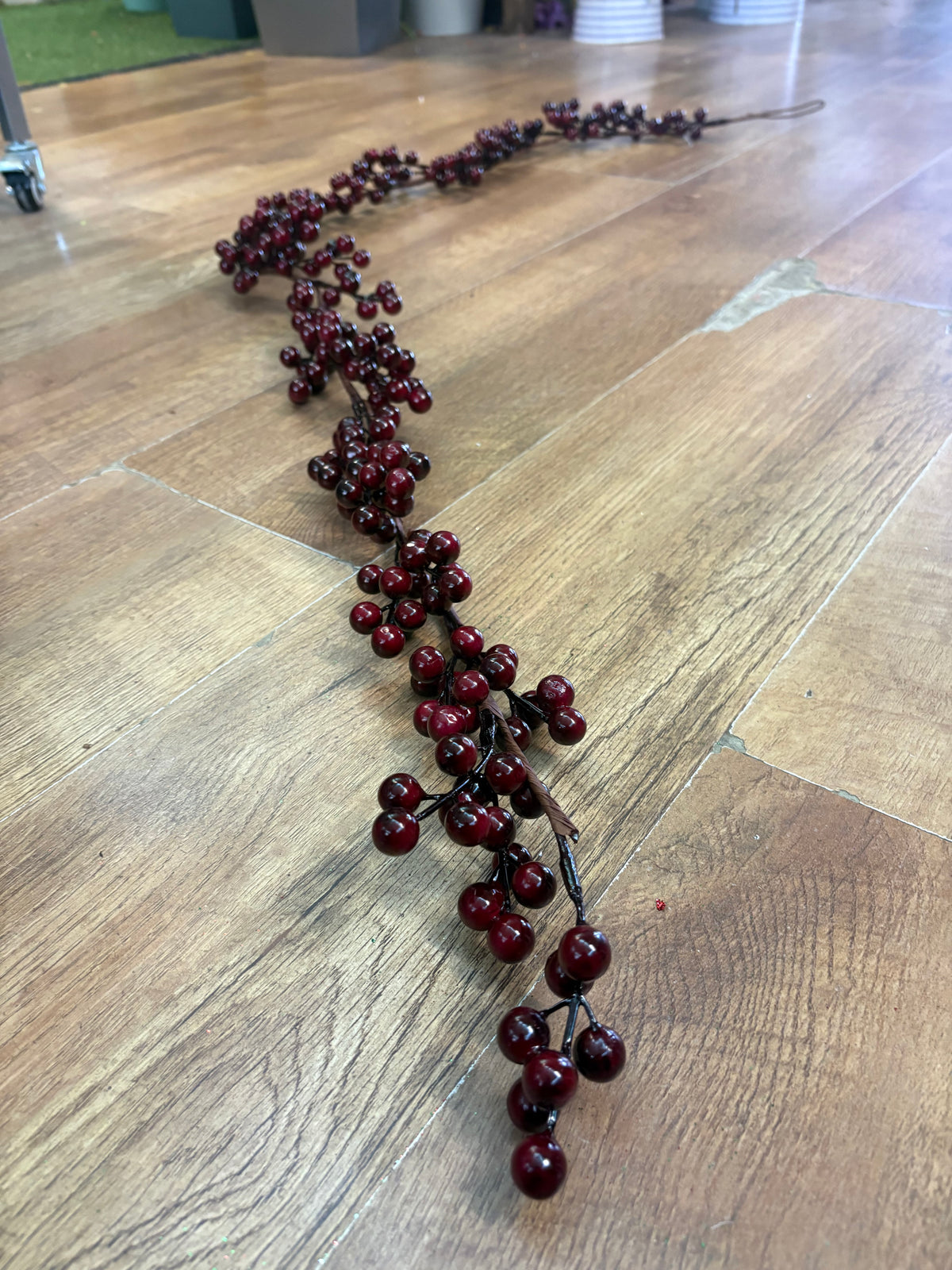 150cm burgundy berry garland