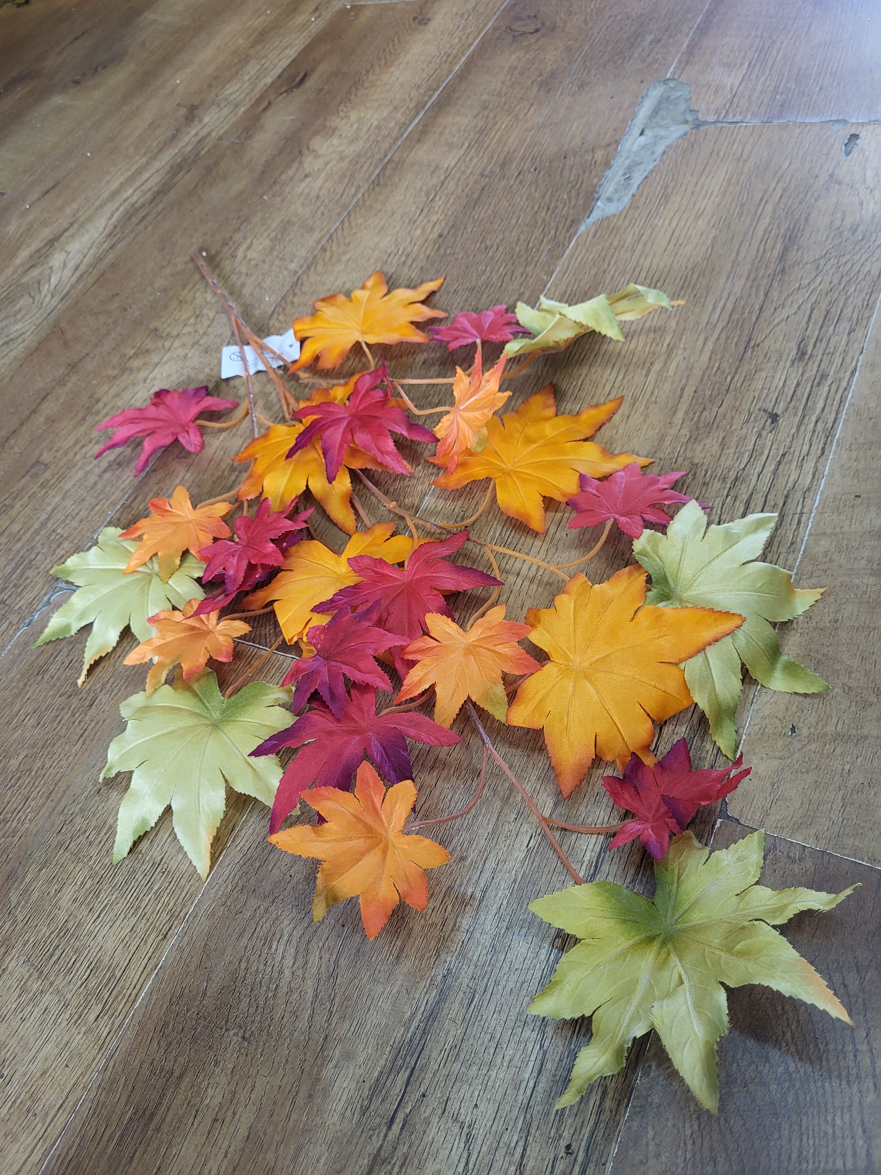 Bundle of 3 Autumnal maple leaf branches image 4