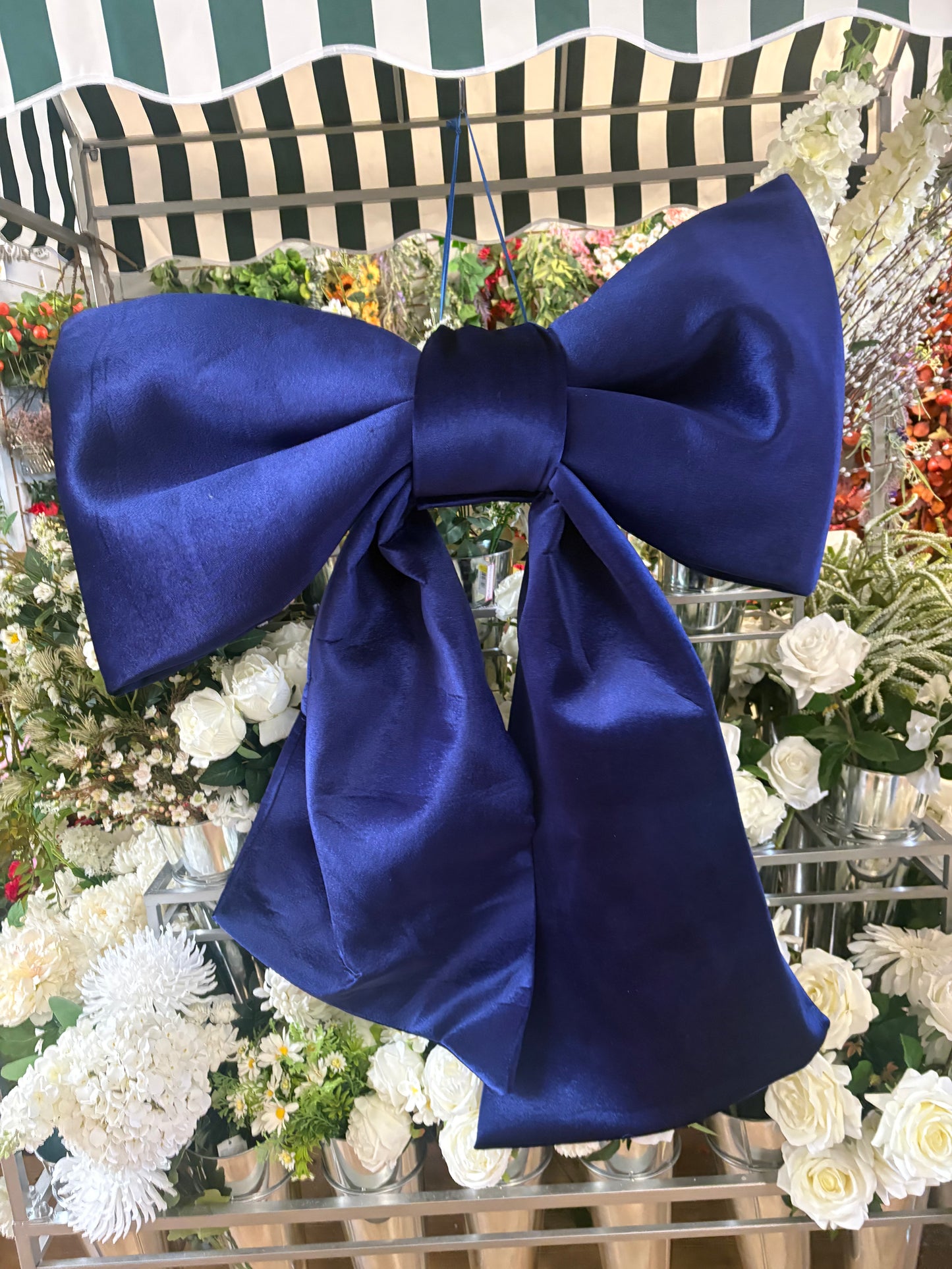 Gigantic 115cm dark blue velvet Christmas bow