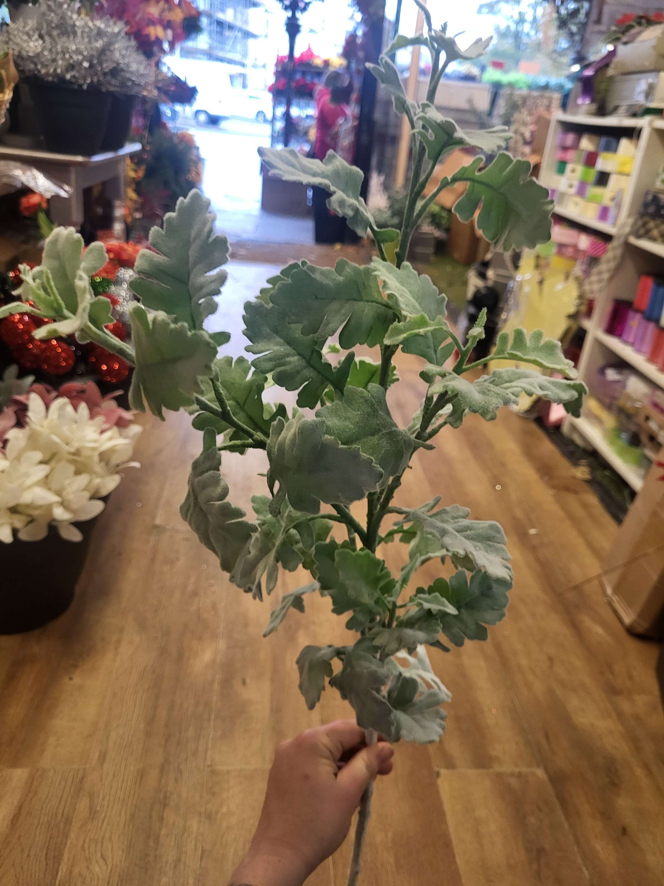 Approx 105cm flocked winter foliage image 10