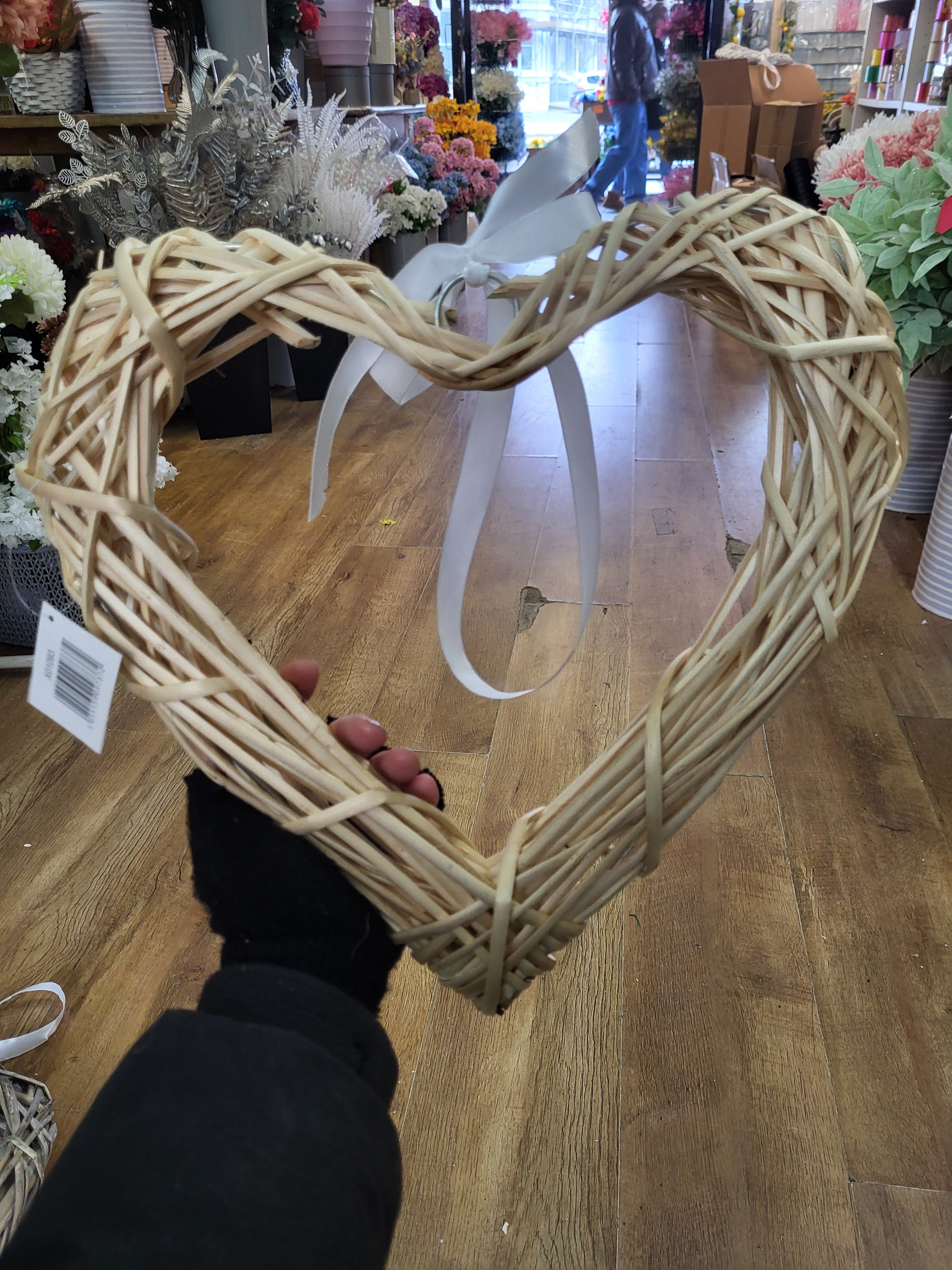 35cm natural wicker heart wreath image 1