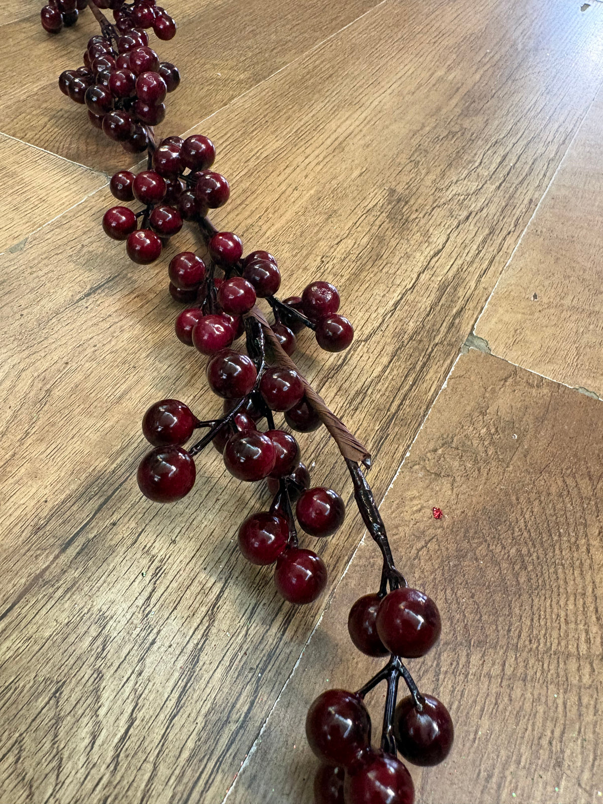 150cm burgundy berry garland