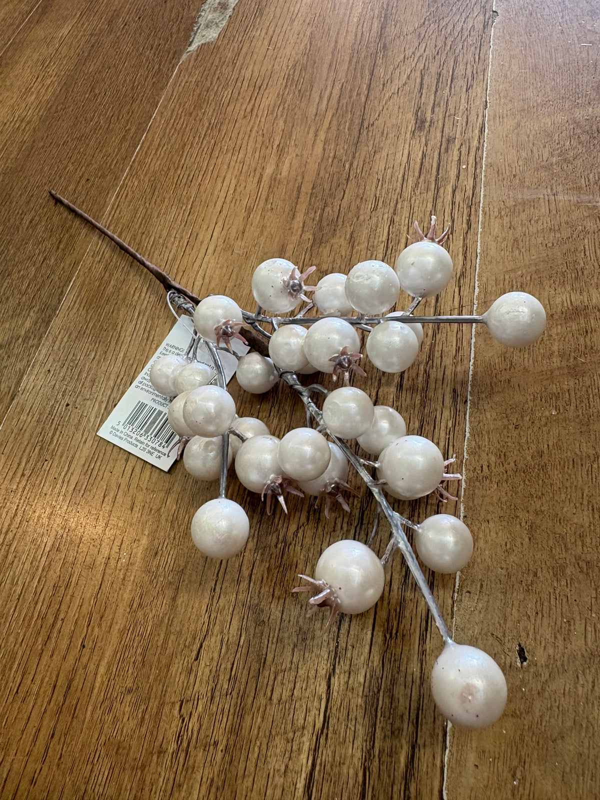 Pearly mixed berries pick