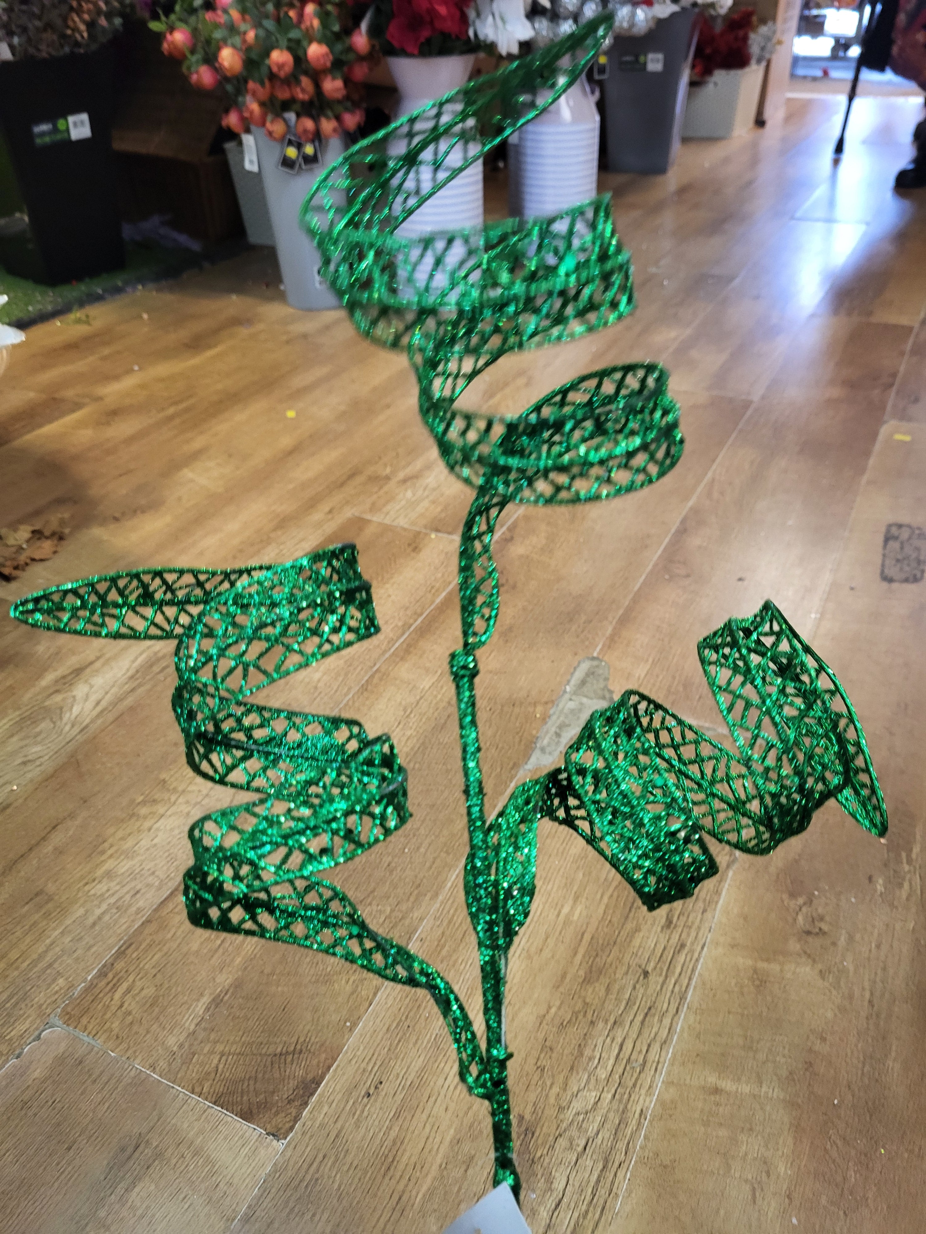 50cm sparkly green swirly stem image 2