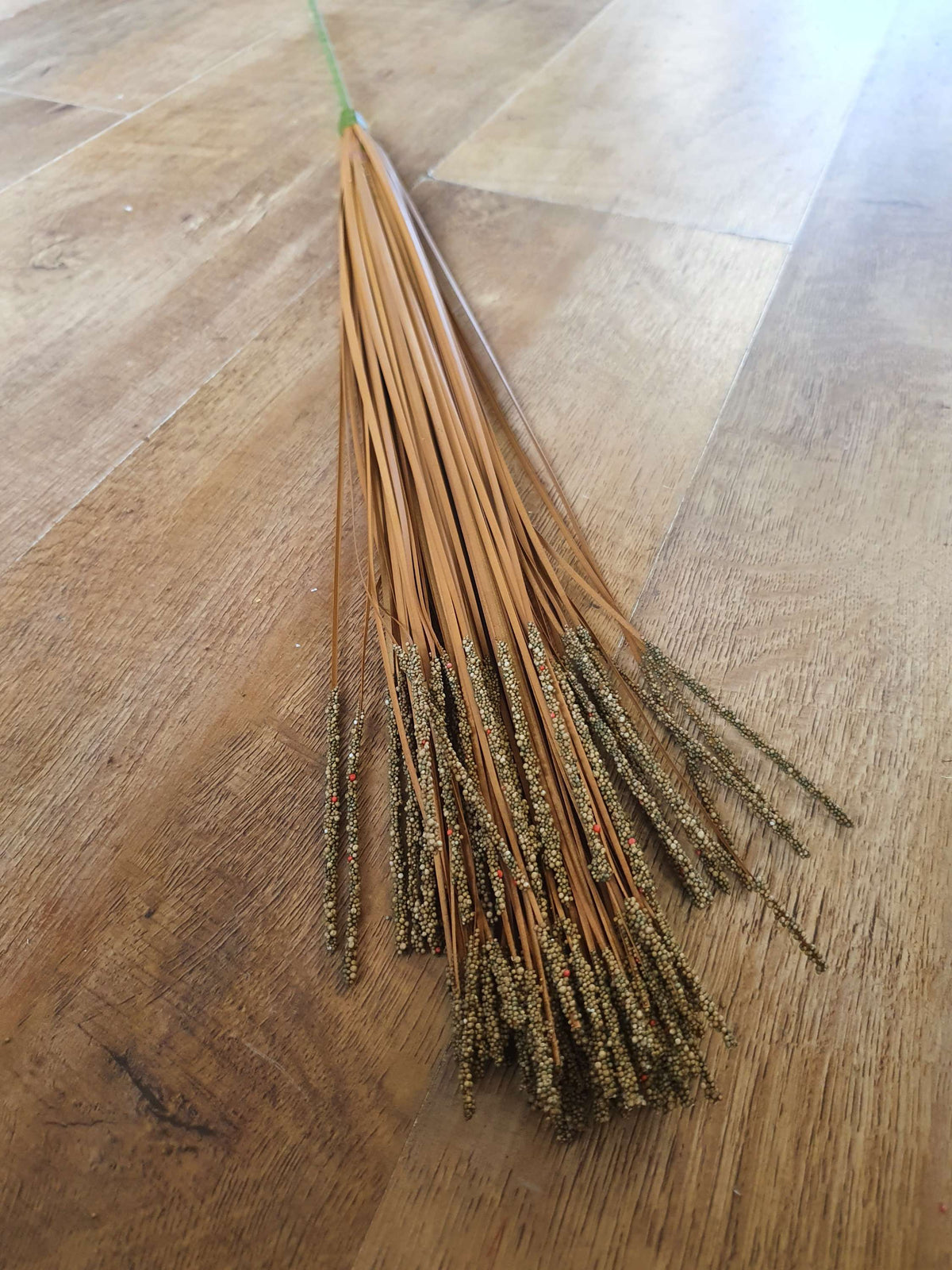 Long stem dried inspired Reed Grass image 4