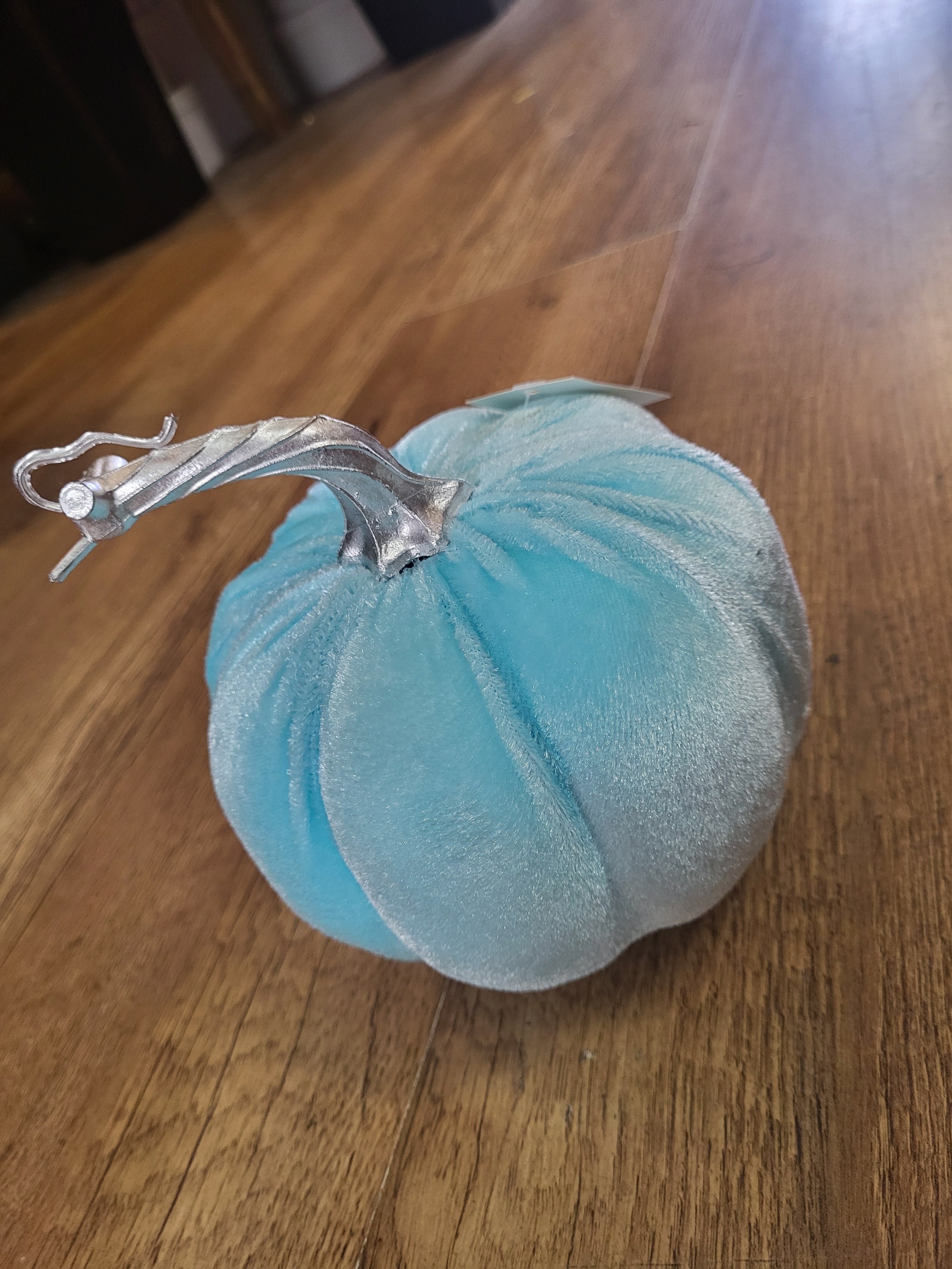 Medium 15cm pale blue velvet pumpkin image 0
