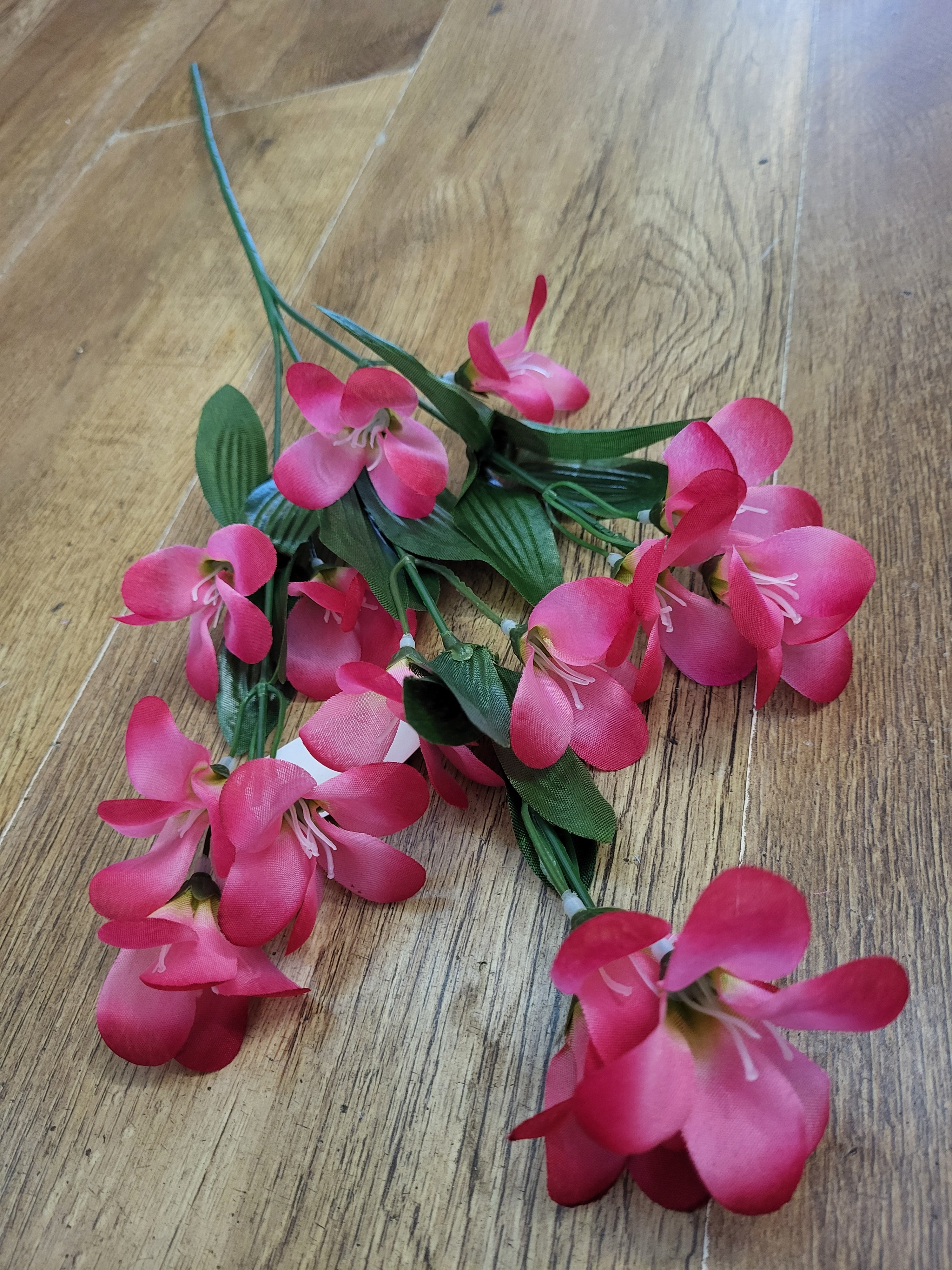 Long stem freesia  - 5 colours available image 4