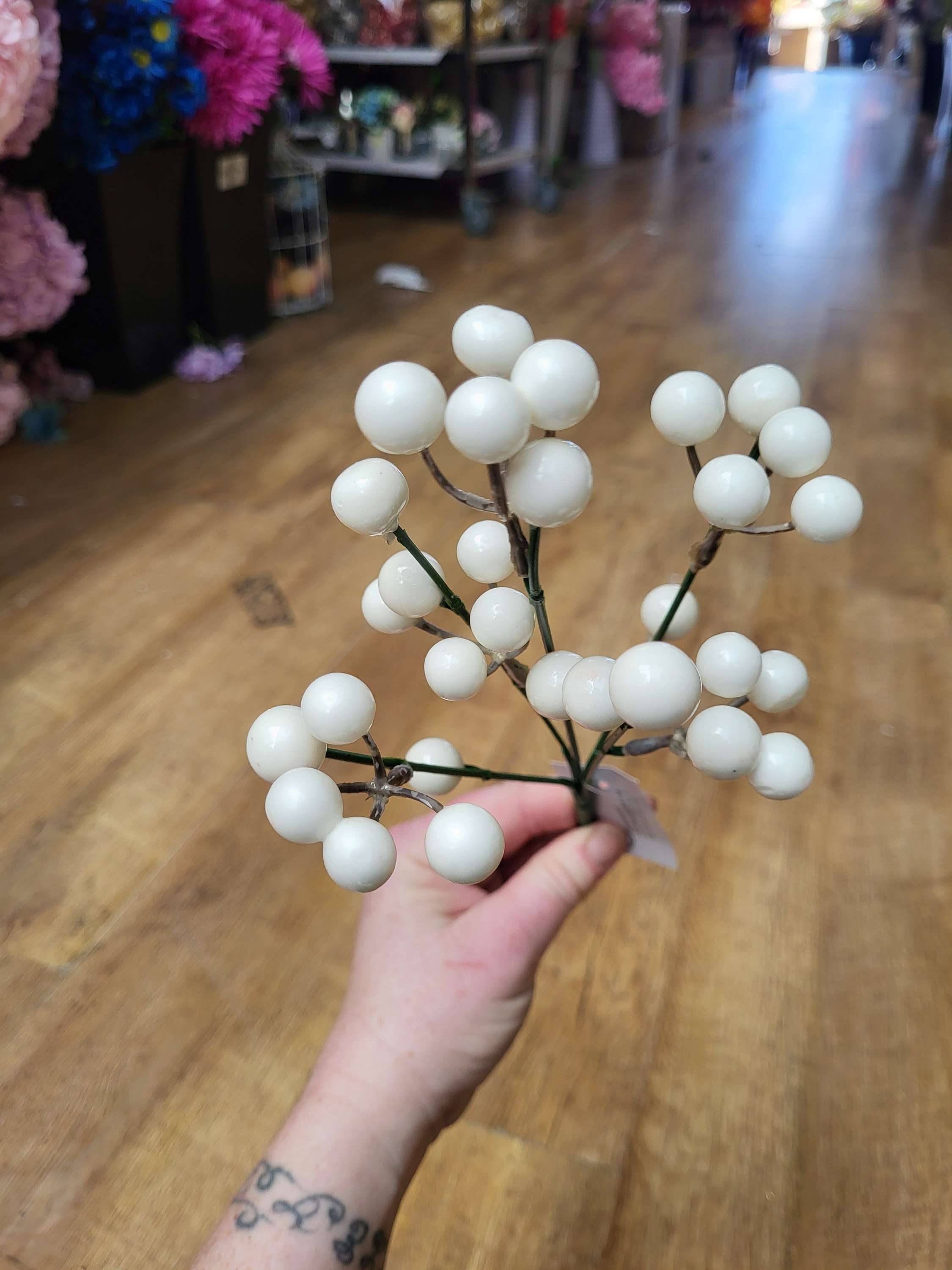 White berry bunch image 1