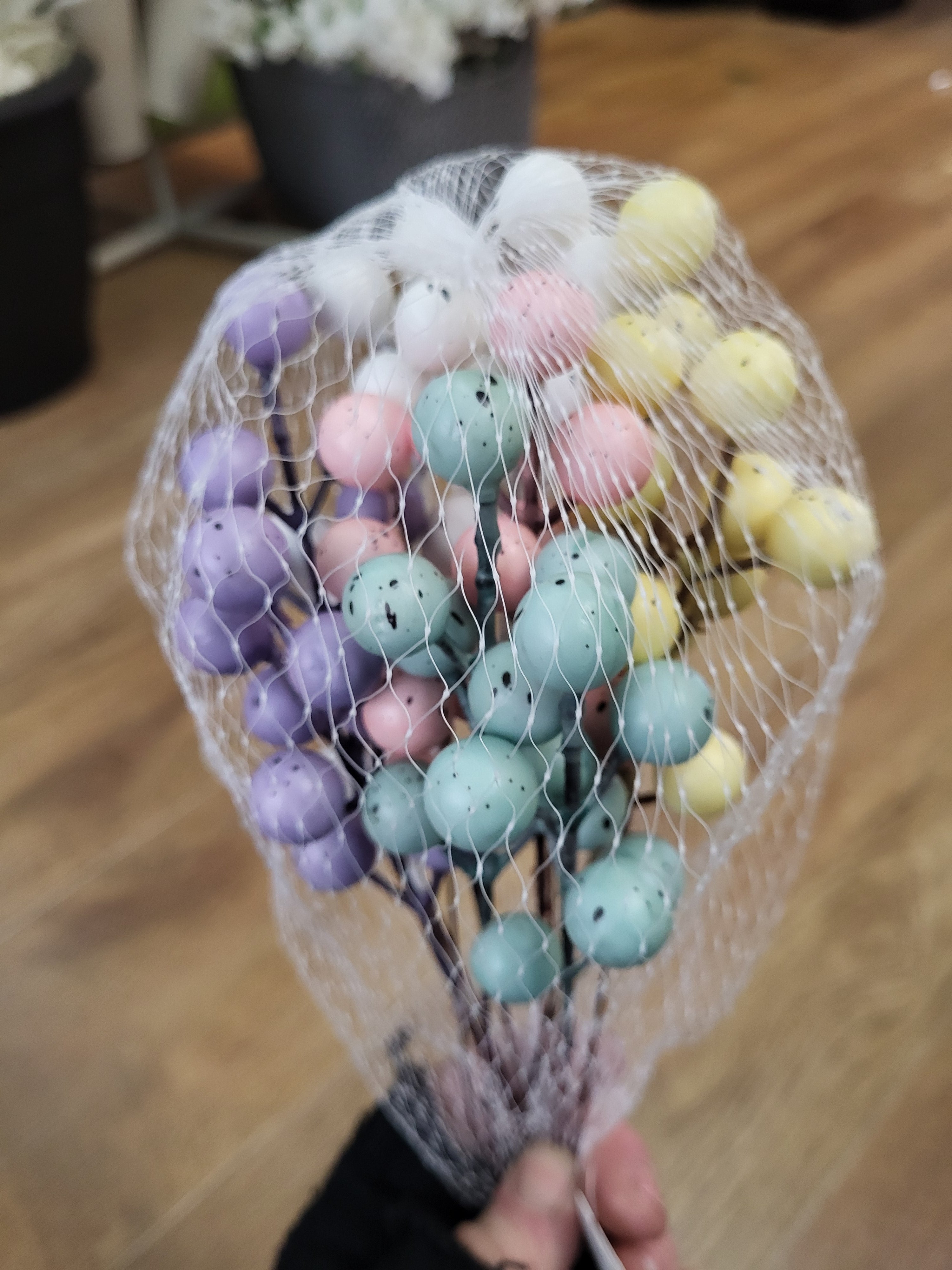 Pack of 12 mixed colour speckled Easter egg picks image 0