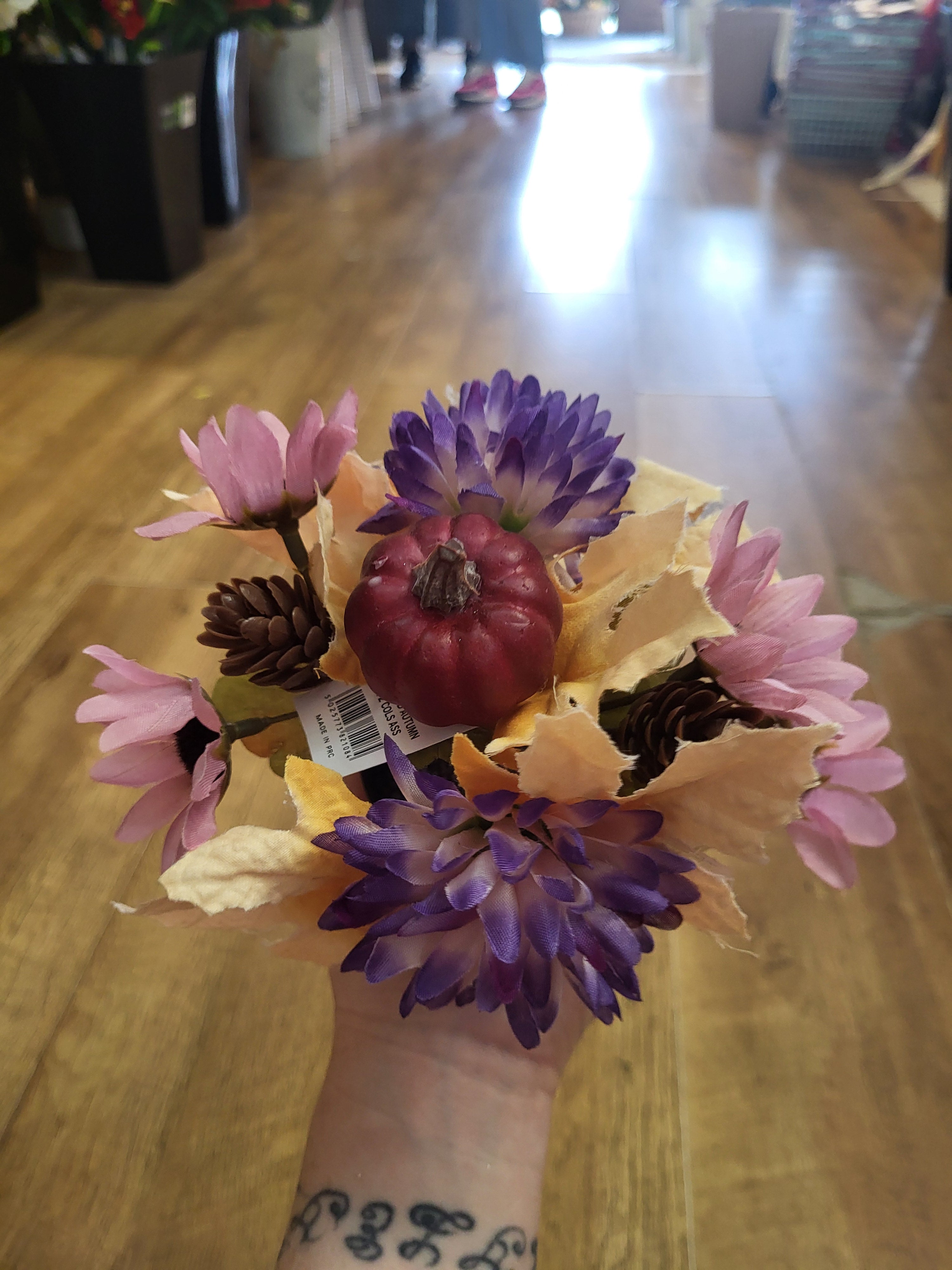 Small autumnal filled pots - 2 colours available image 8