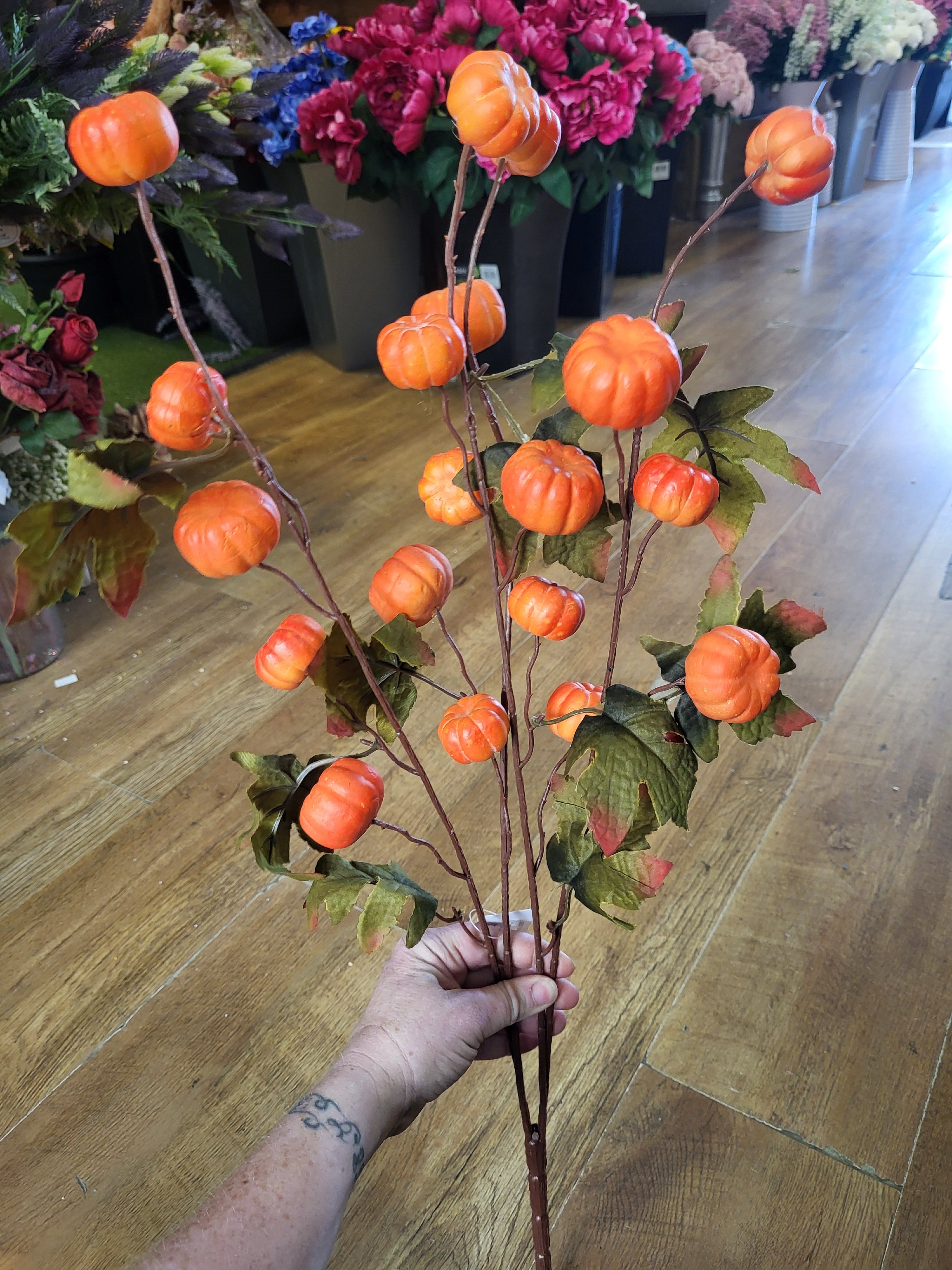 Large 4 stemmed pumpkin spray bunch image 3