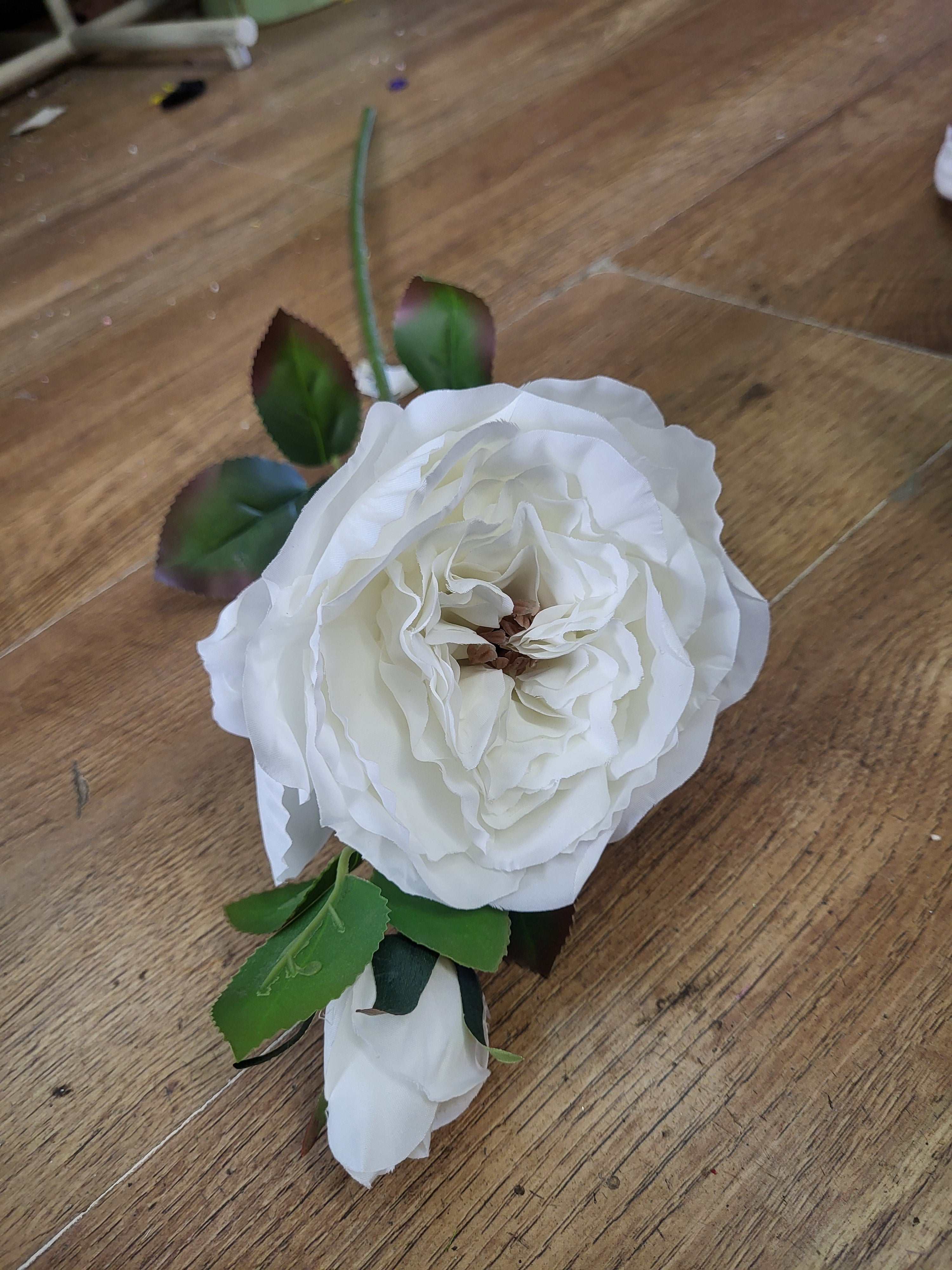 Long stem Ivory Ruffled rose spray image 3