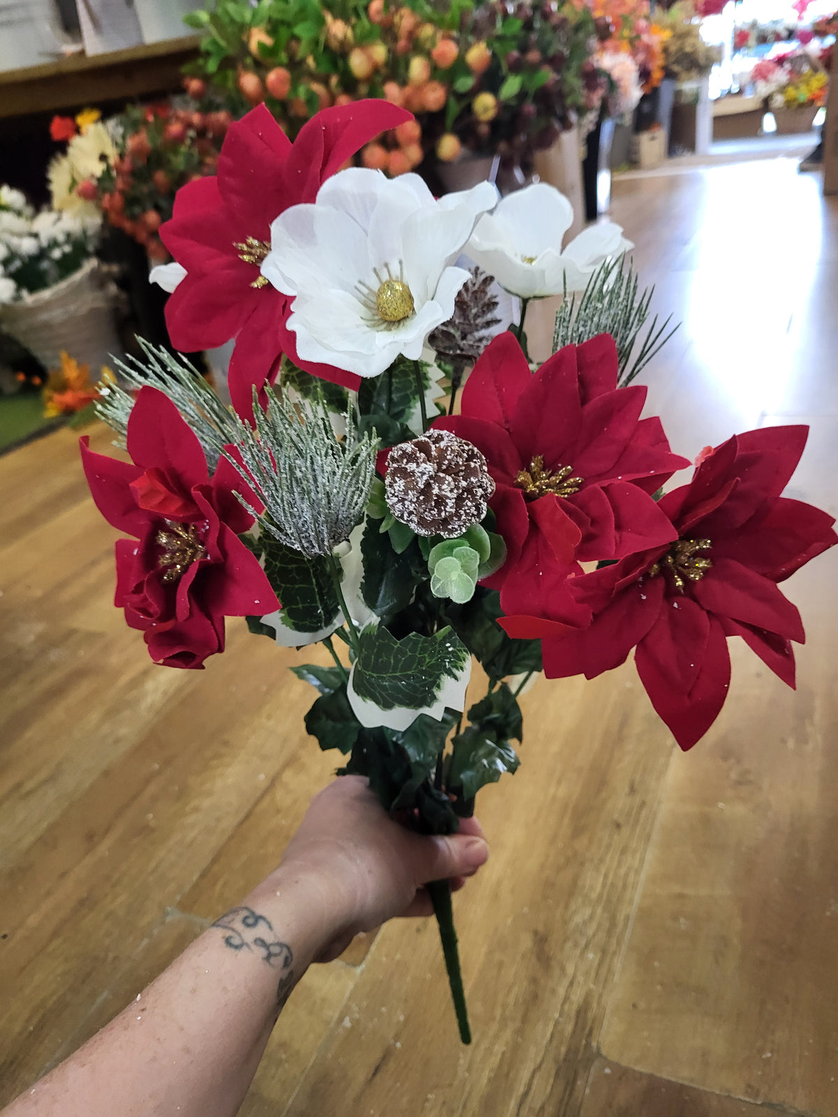 Poinsettia, poppy and and frosted foliage bunch  image 0
