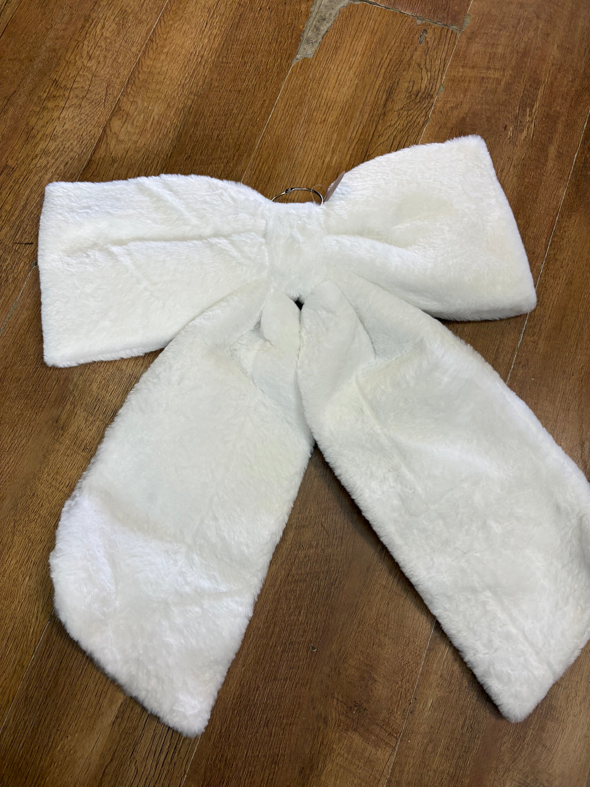Giant 62cm White Faux fur Christmas Bow