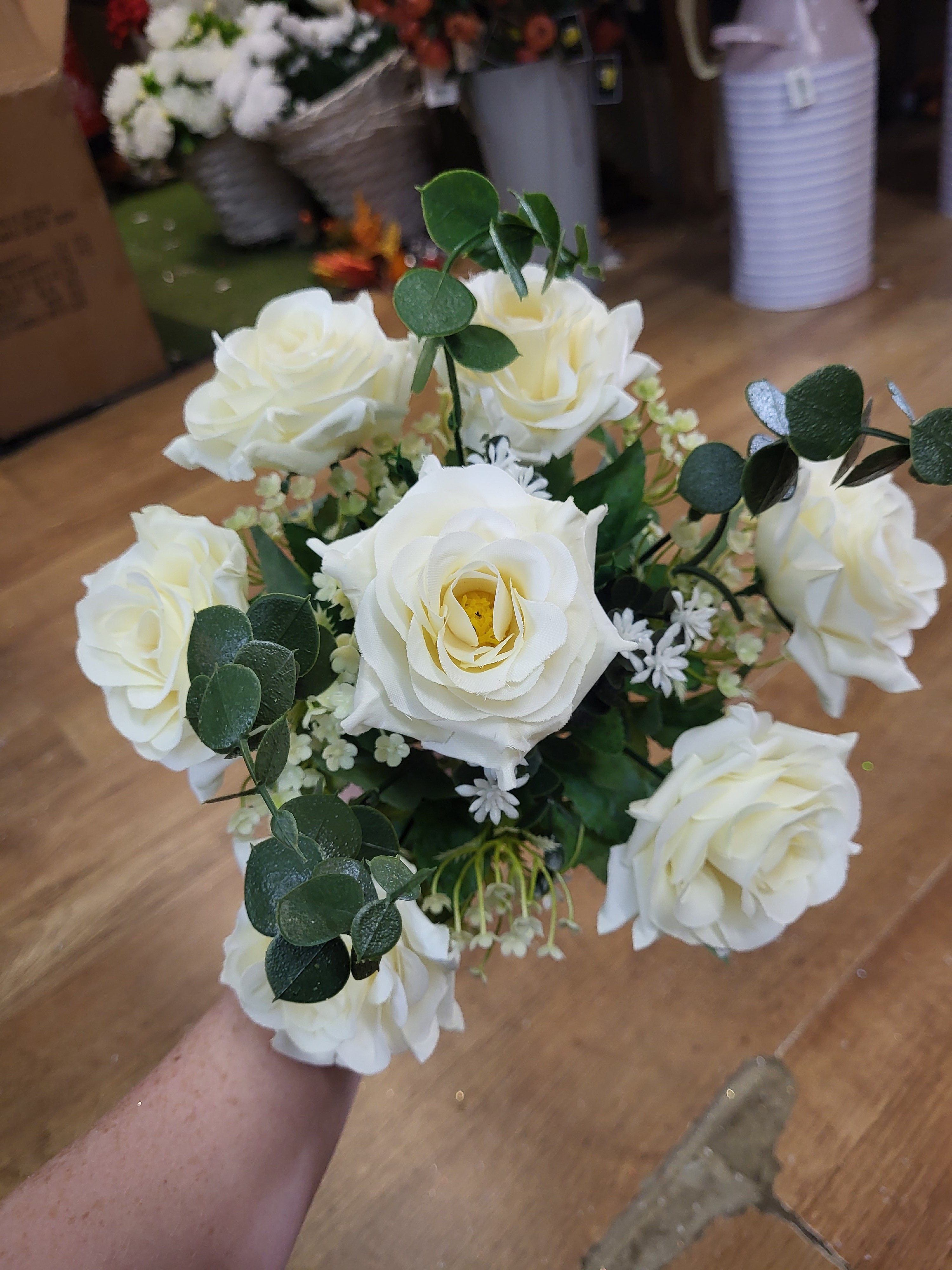 Rose and eucalyptus bouquet - 2 colours available image 3