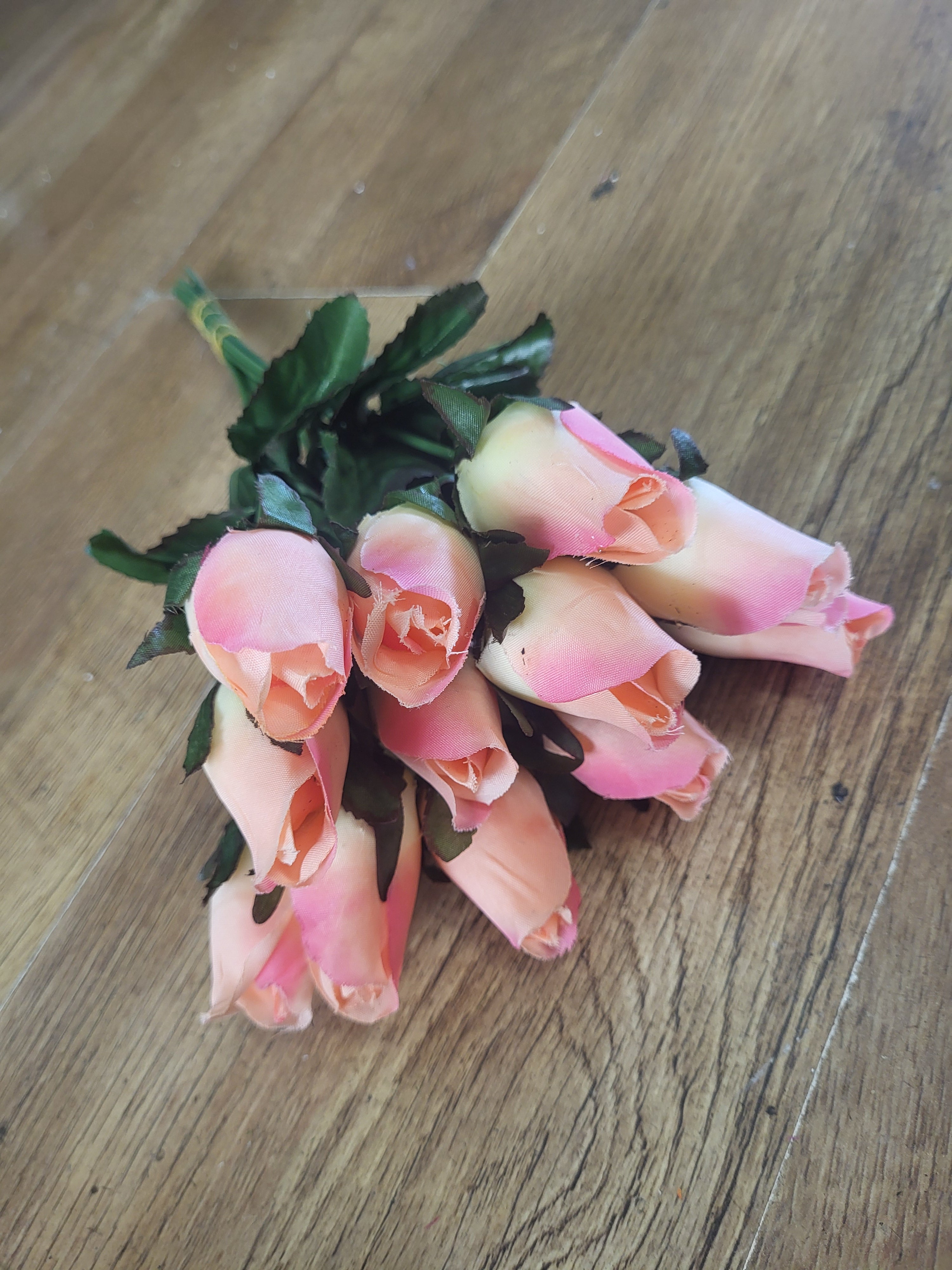 Bundle of 12 long wired rose picks - 4 colours available image 8