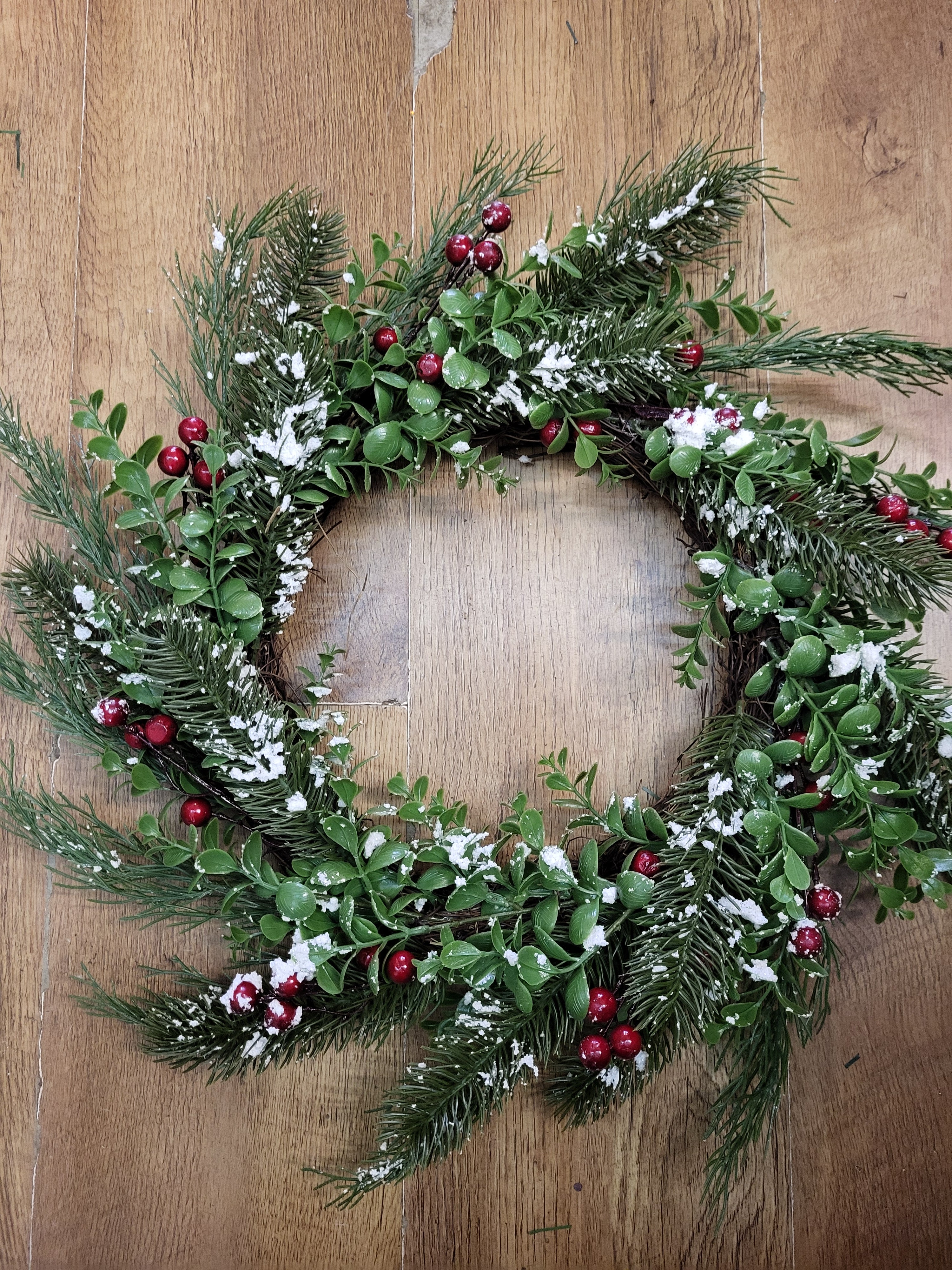 Snowberry/eucalyptus/pine wreath  image 4