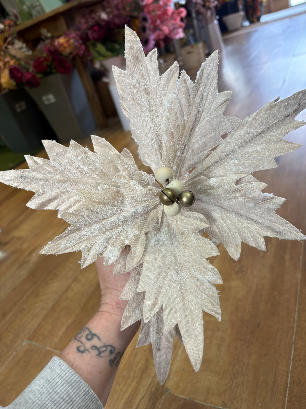 Frosted nude velvet with bells single poinsettia