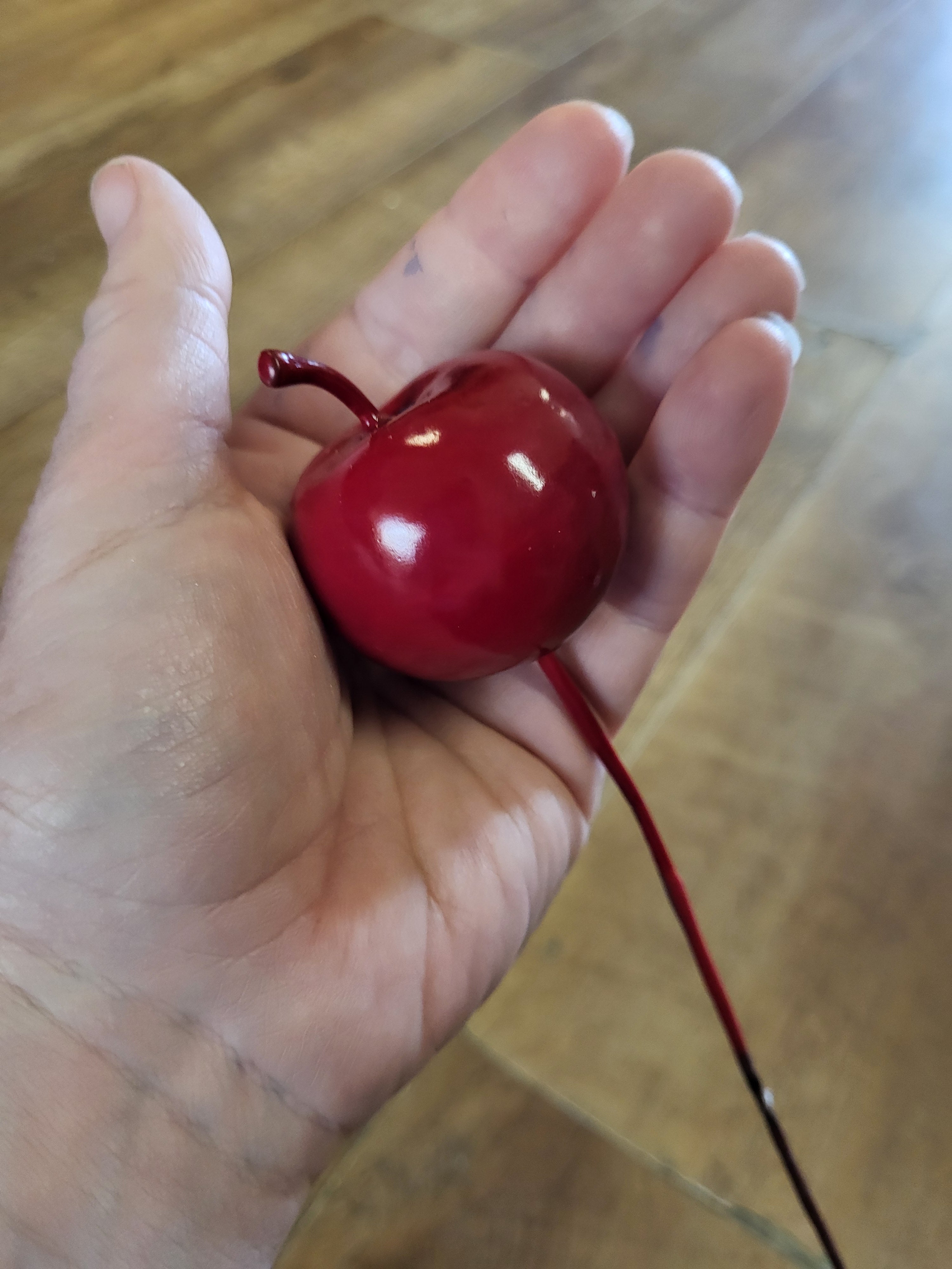 Glossy red apple pick image 1