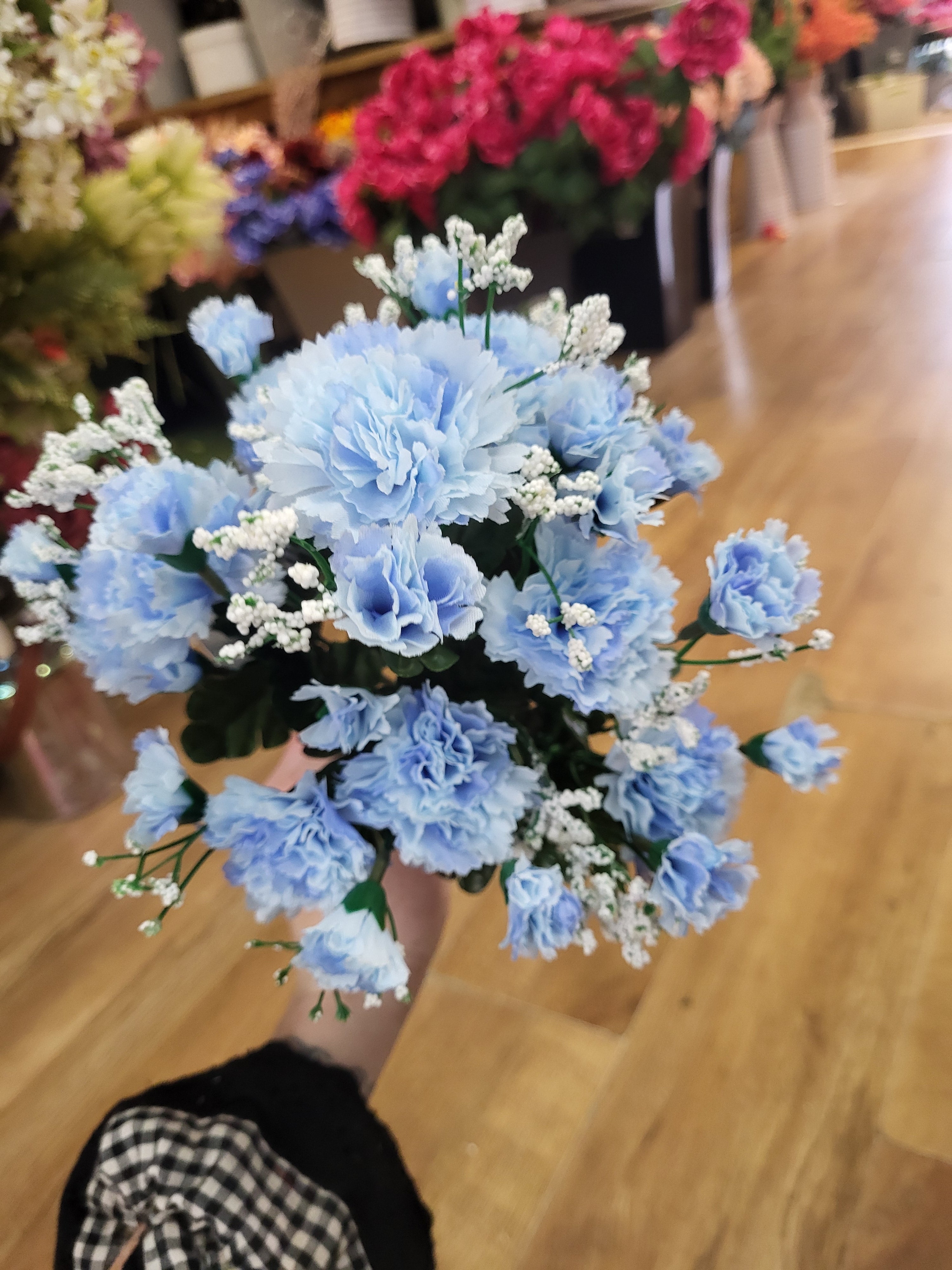 Big bunch of mixed size carnations with gyp  - 6 colours available image 3