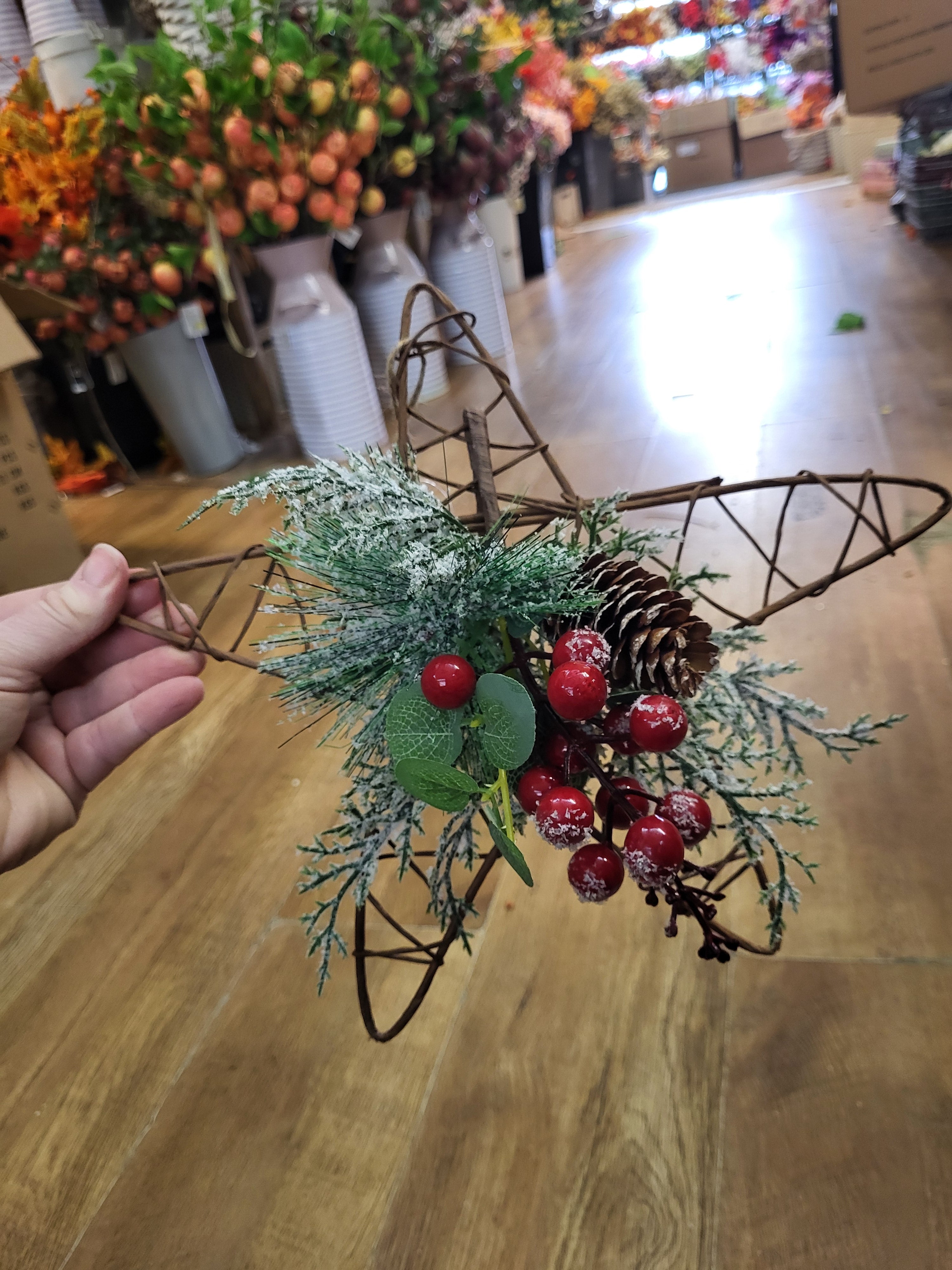 30cm snowy cones, berries and foliage star decoration image 5