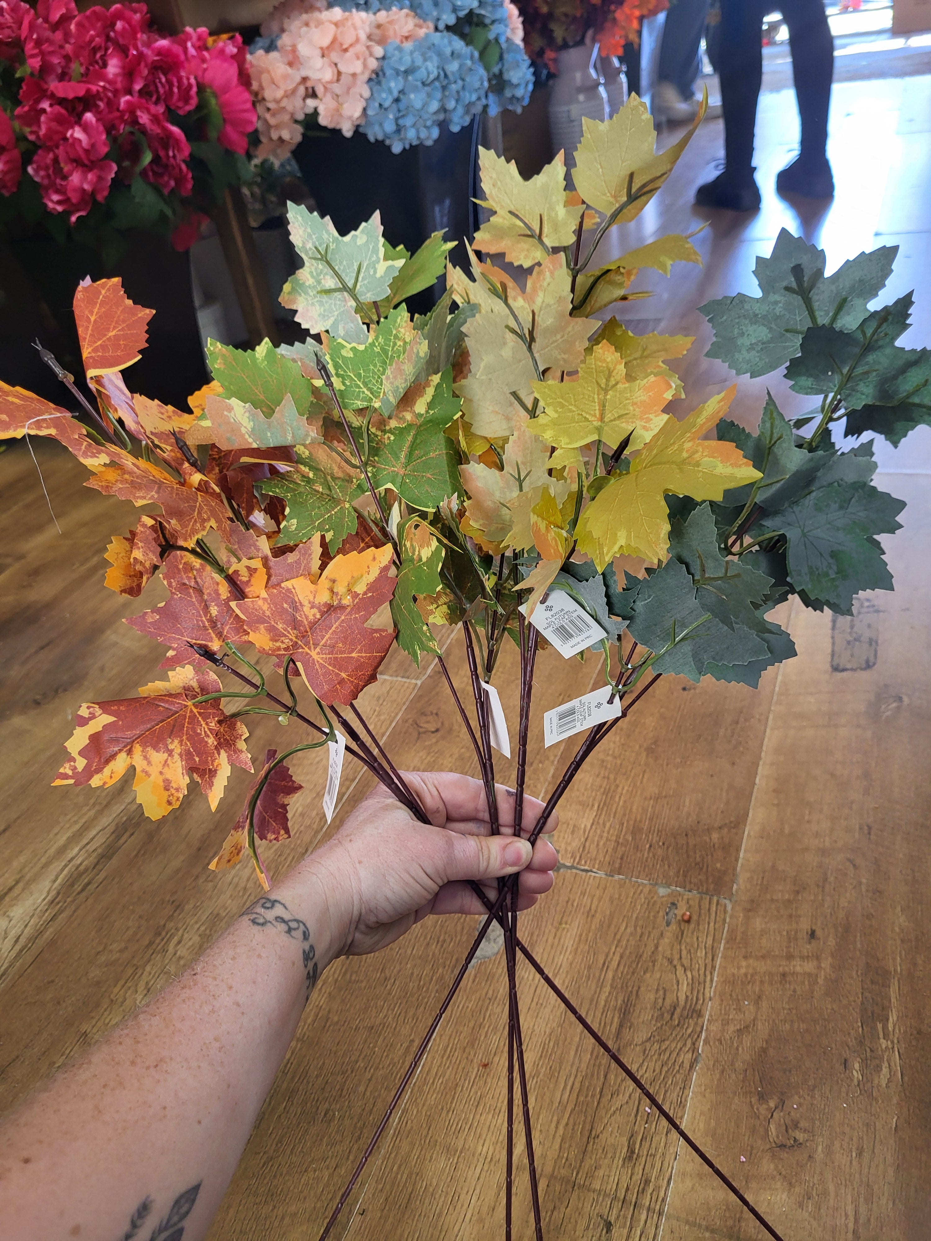 Long stem autumn maple leaf spray- 4 colours available image 1