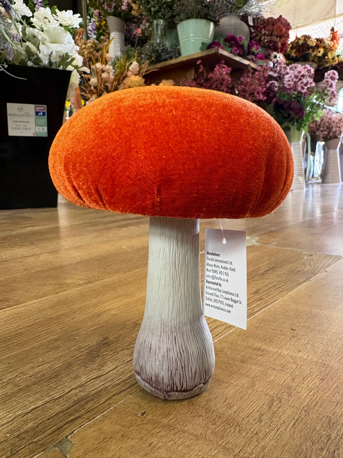 Large standing orange velvet mushroom (H18cm, D14cm)
