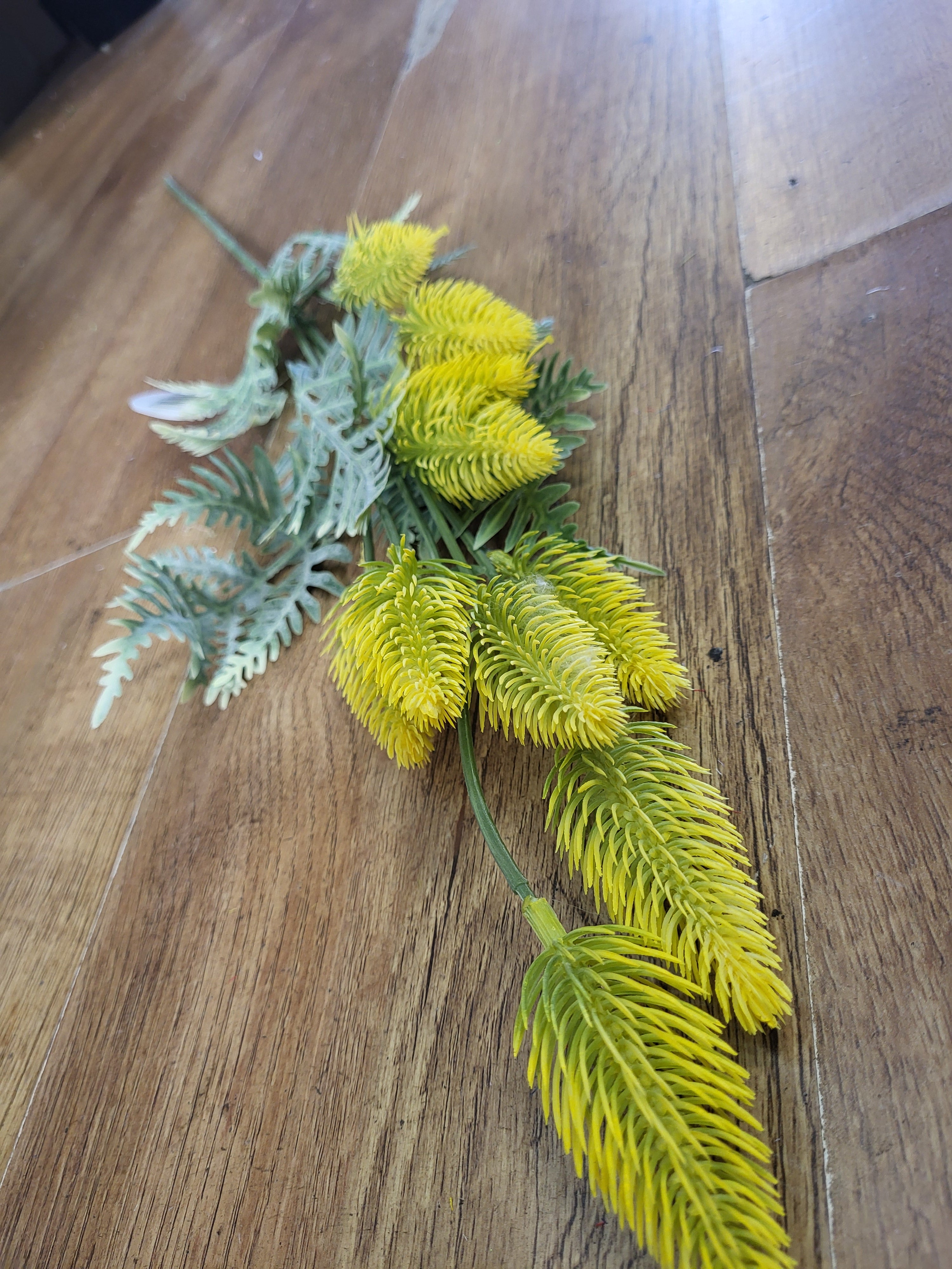 Tall thistle spray - 3 colours available image 13