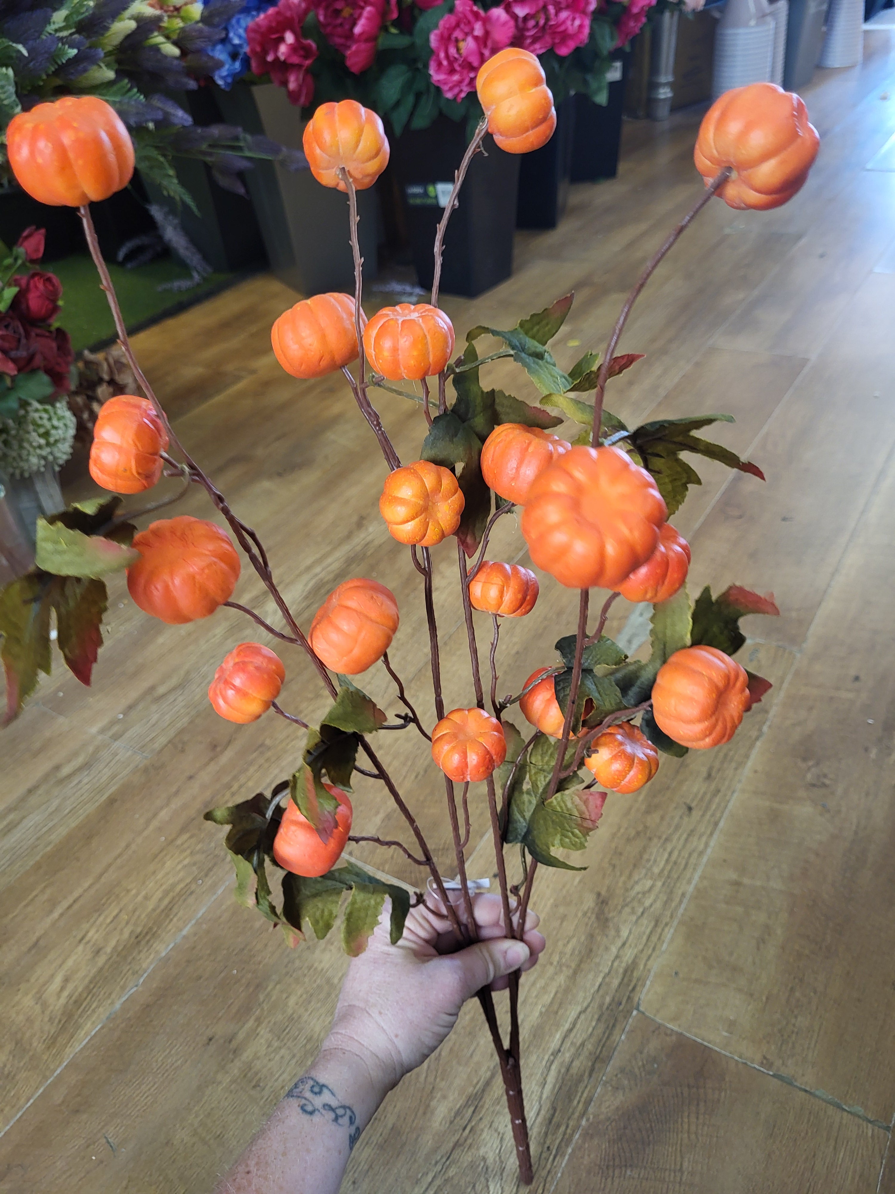Large 4 stemmed pumpkin spray bunch image 4