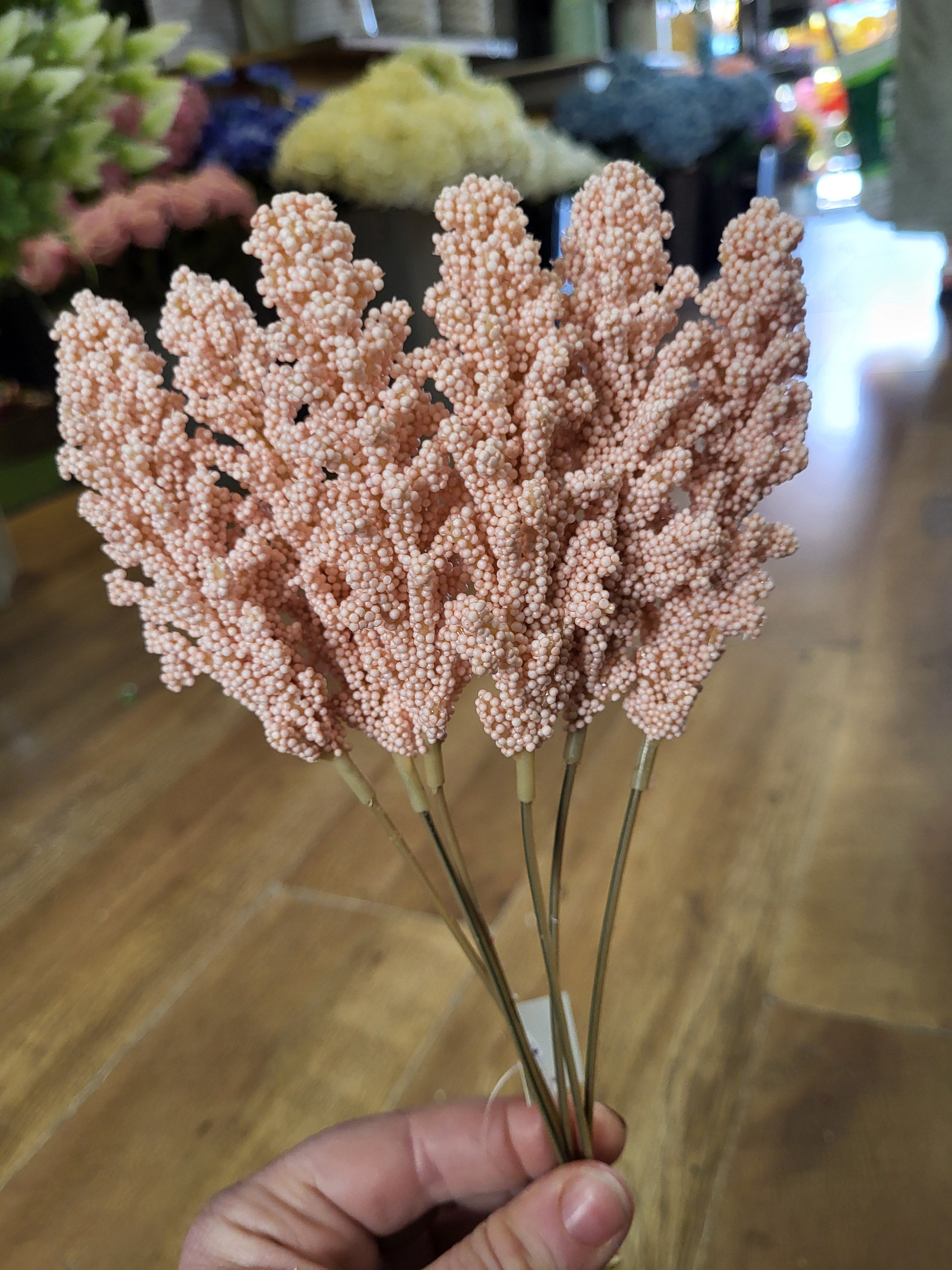 Bundle of 6 wheat stems - 4 colours available image 2