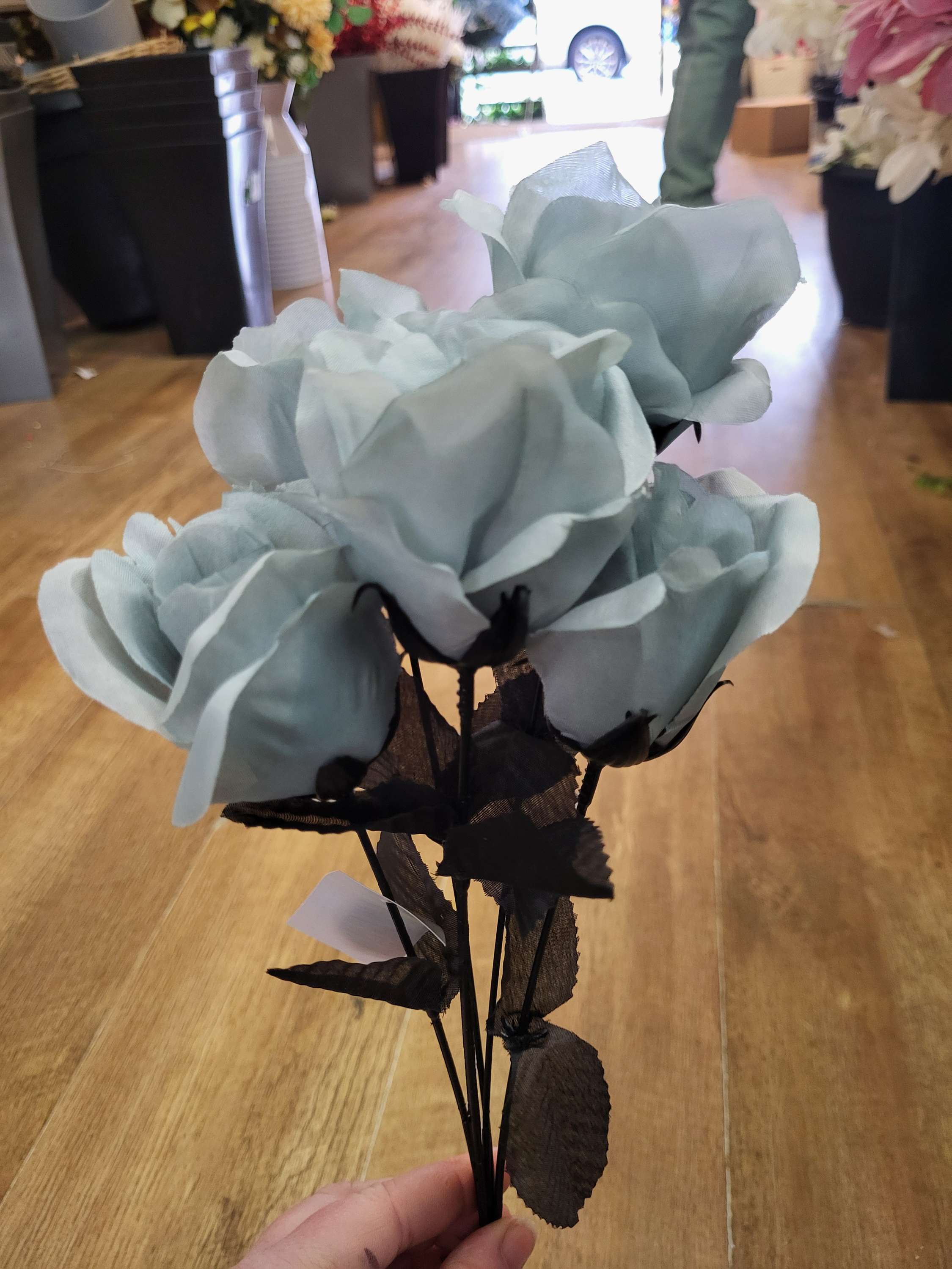 Grey flowers - 4 styles available image 5