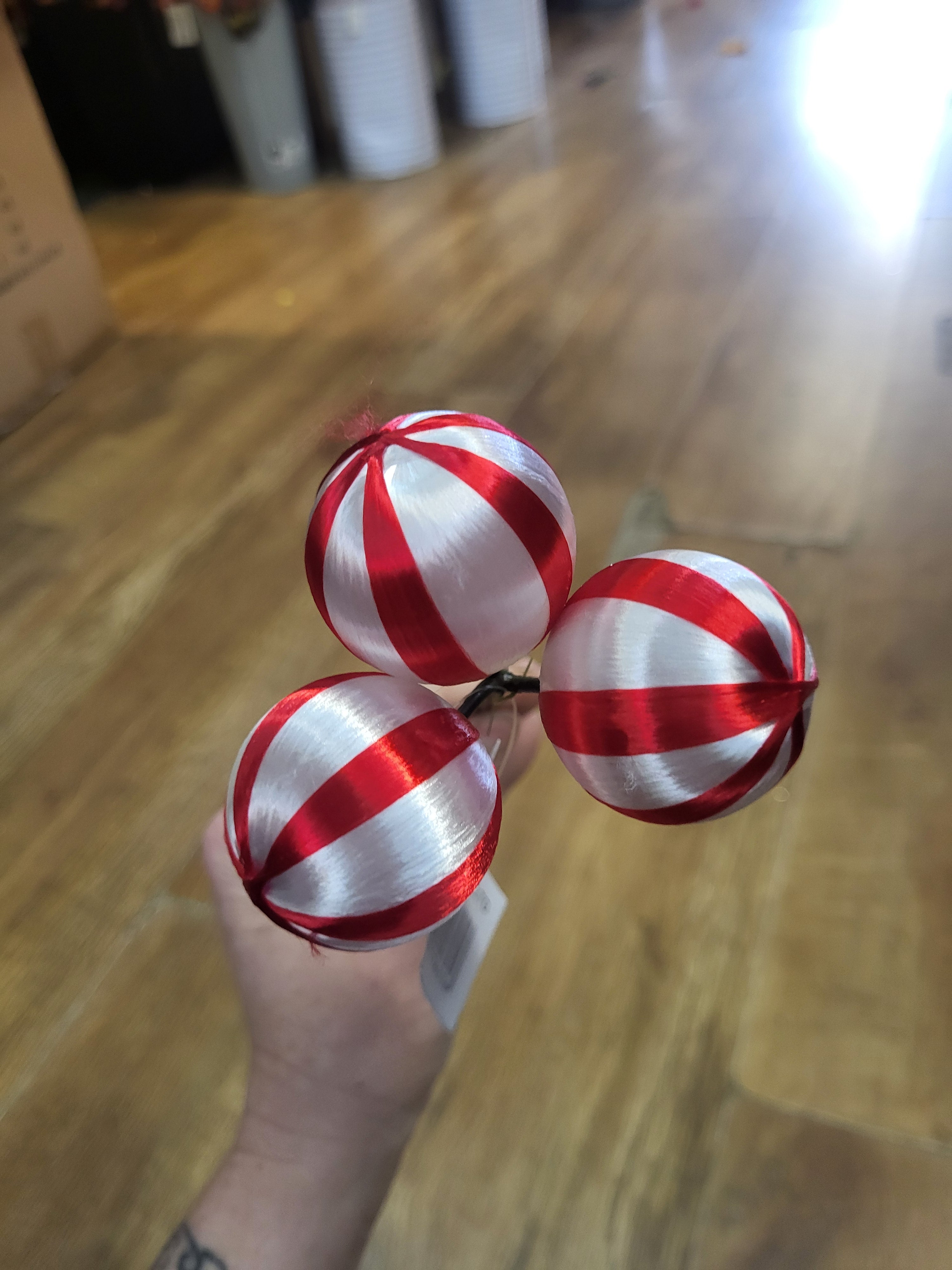 Red and white striped triple bauble pick  image 0