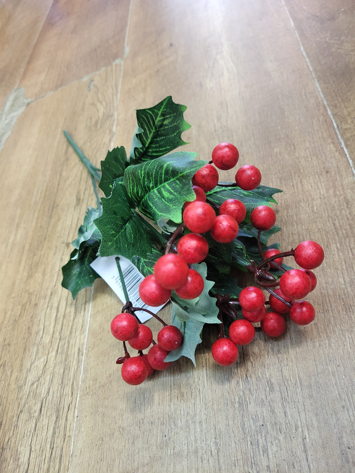 Bright berry holly bunch - 2 colours available image 1