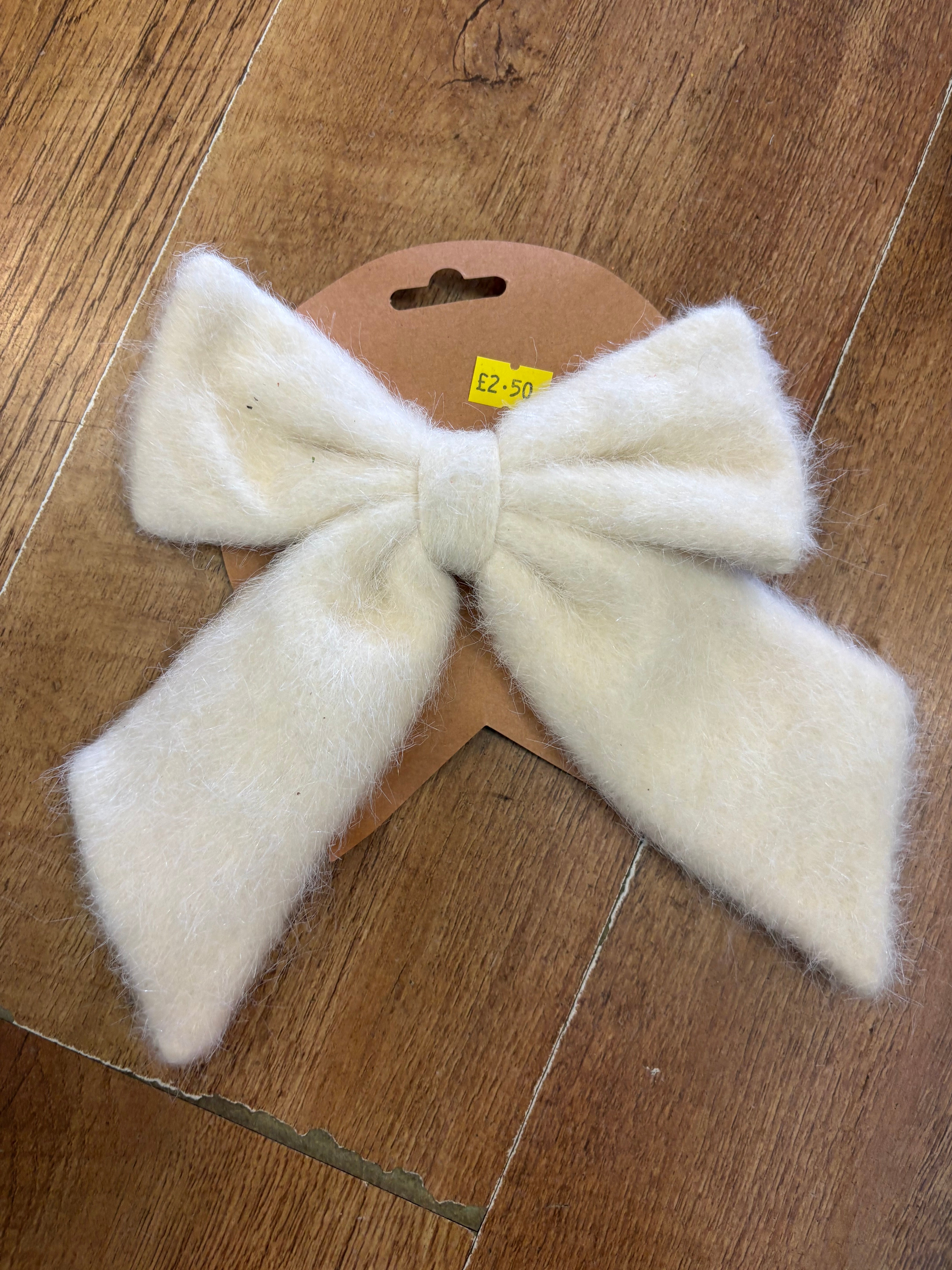 Small cream fleece Christmas bow