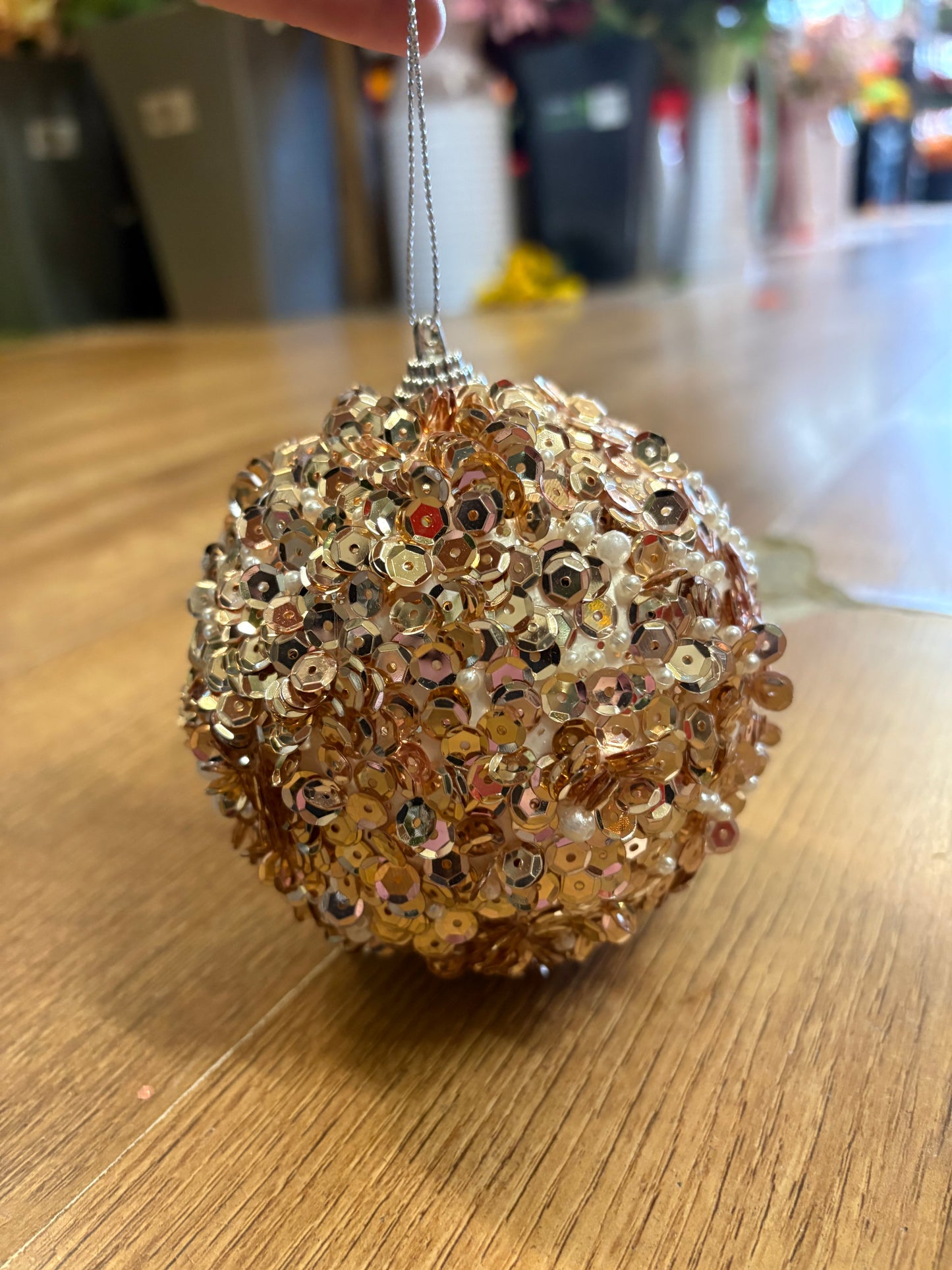 12cm rose gold sequin and pearls bauble
