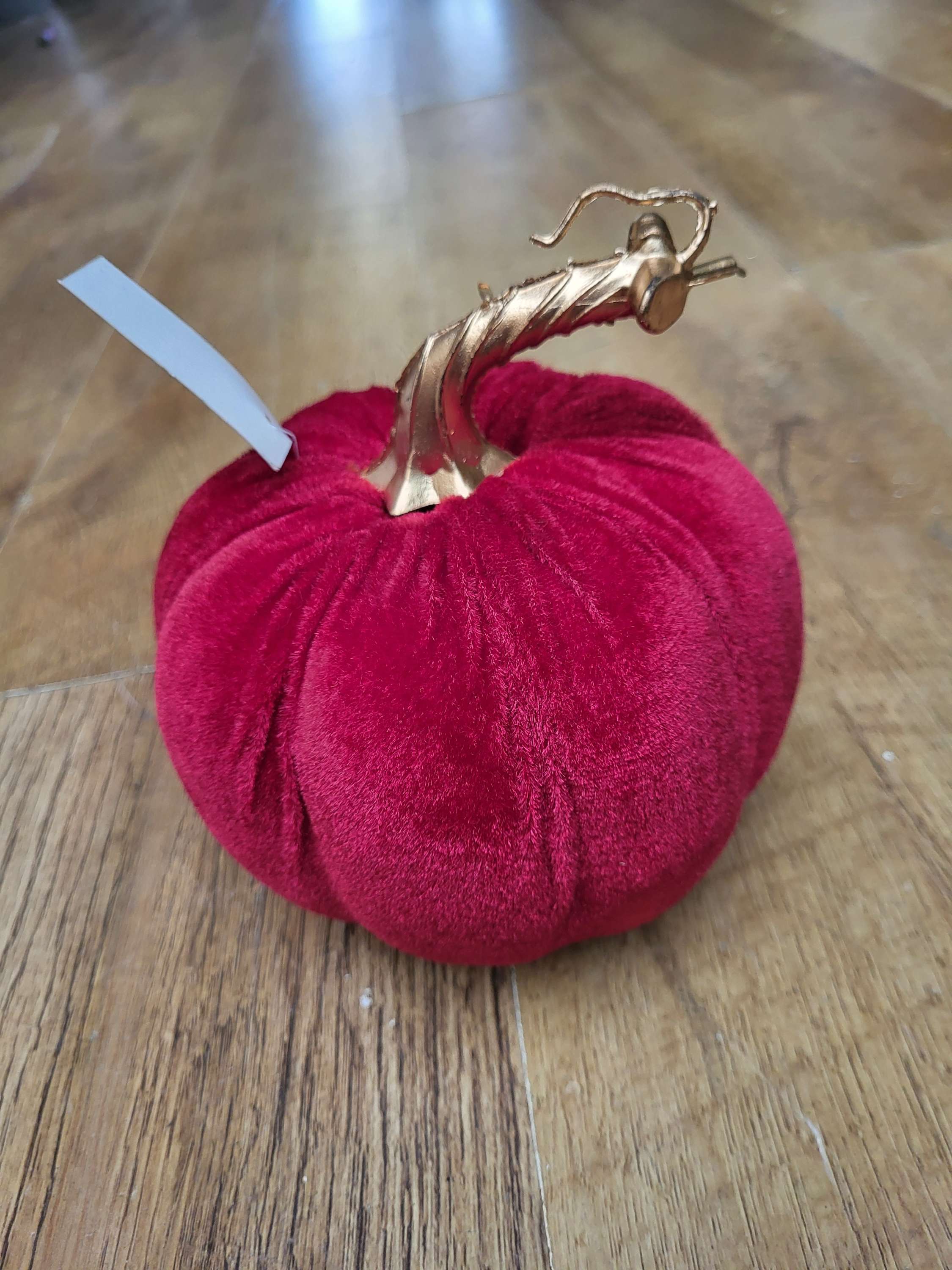 Medium 15cm red velvet pumpkin image 1