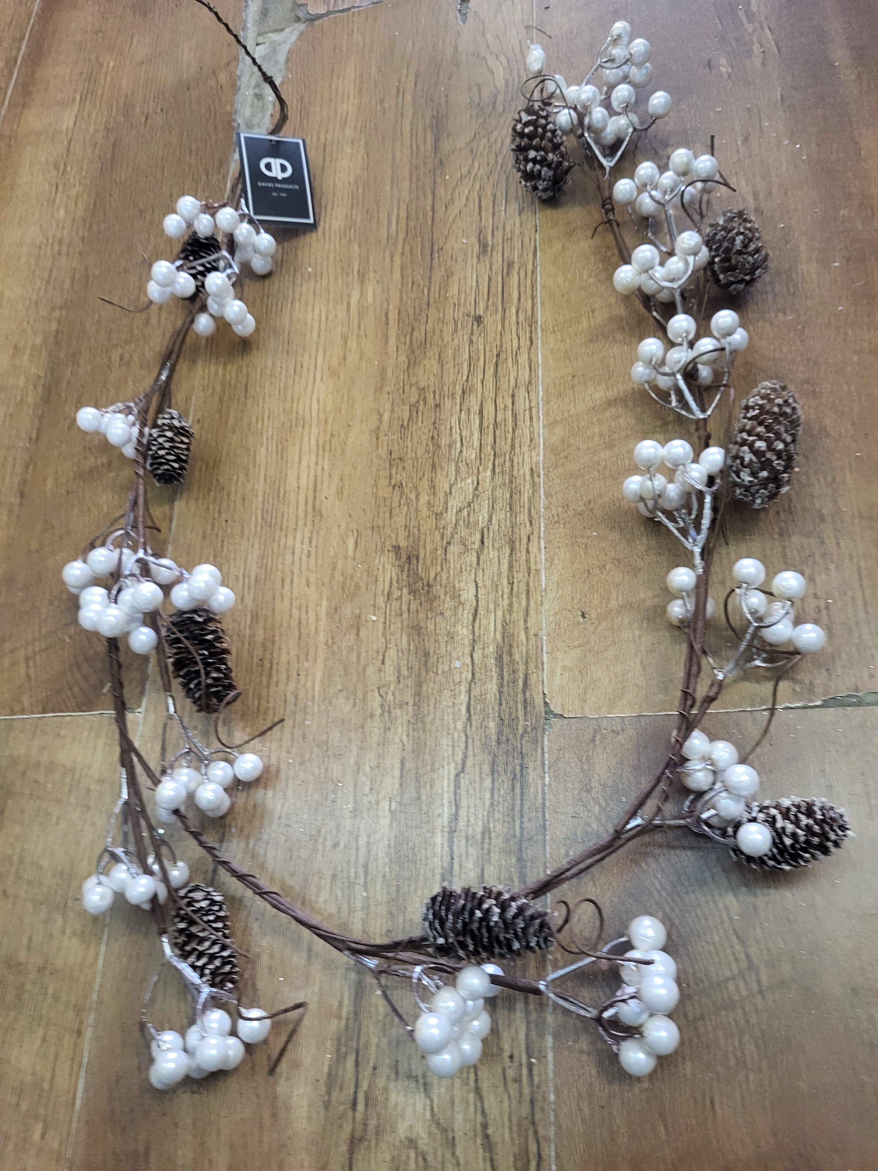 1.2m pearly berry and cone garland image 4